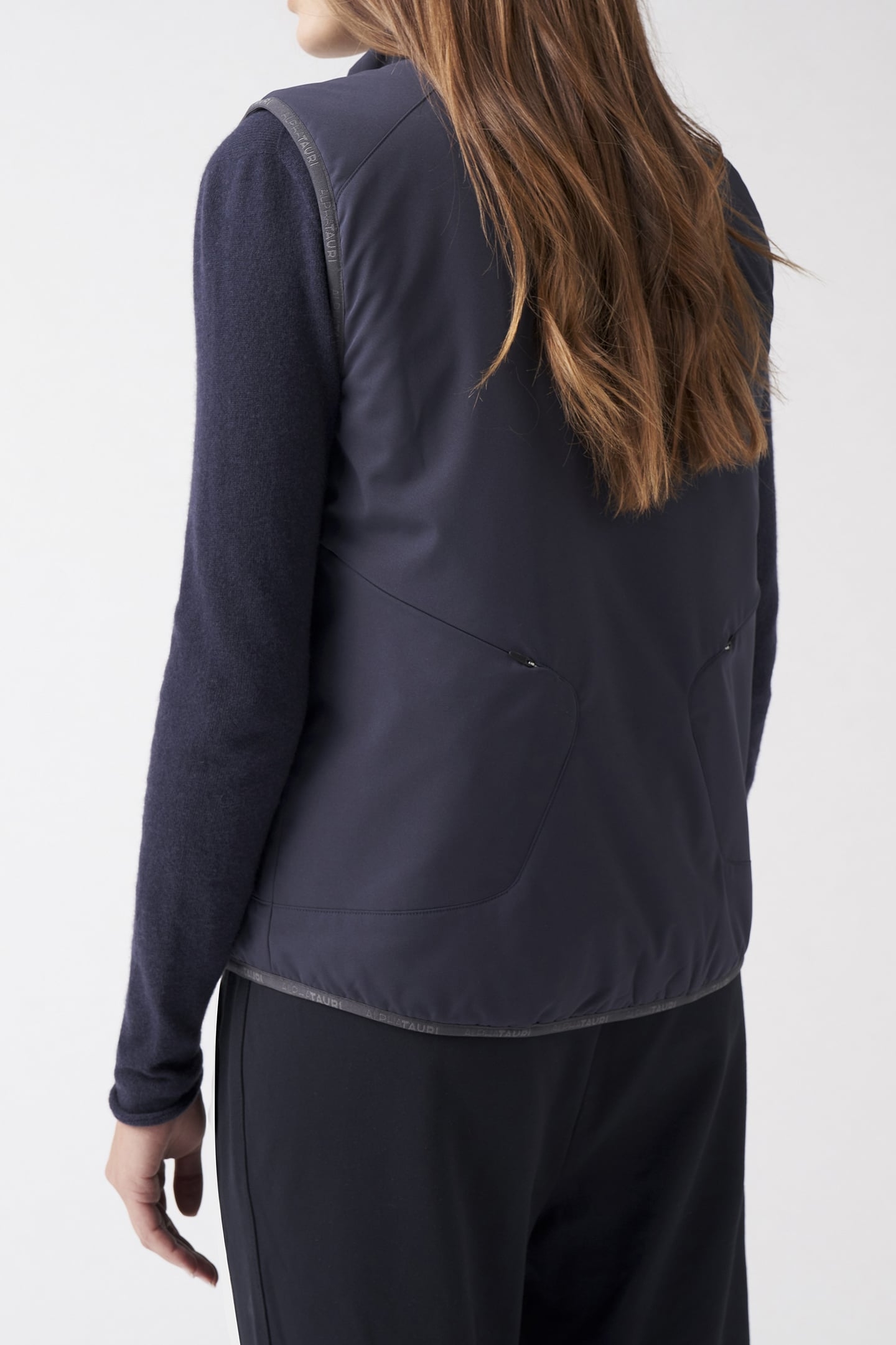 OVEMA V1.C1.03 HEATABLE VEST NAVY 2