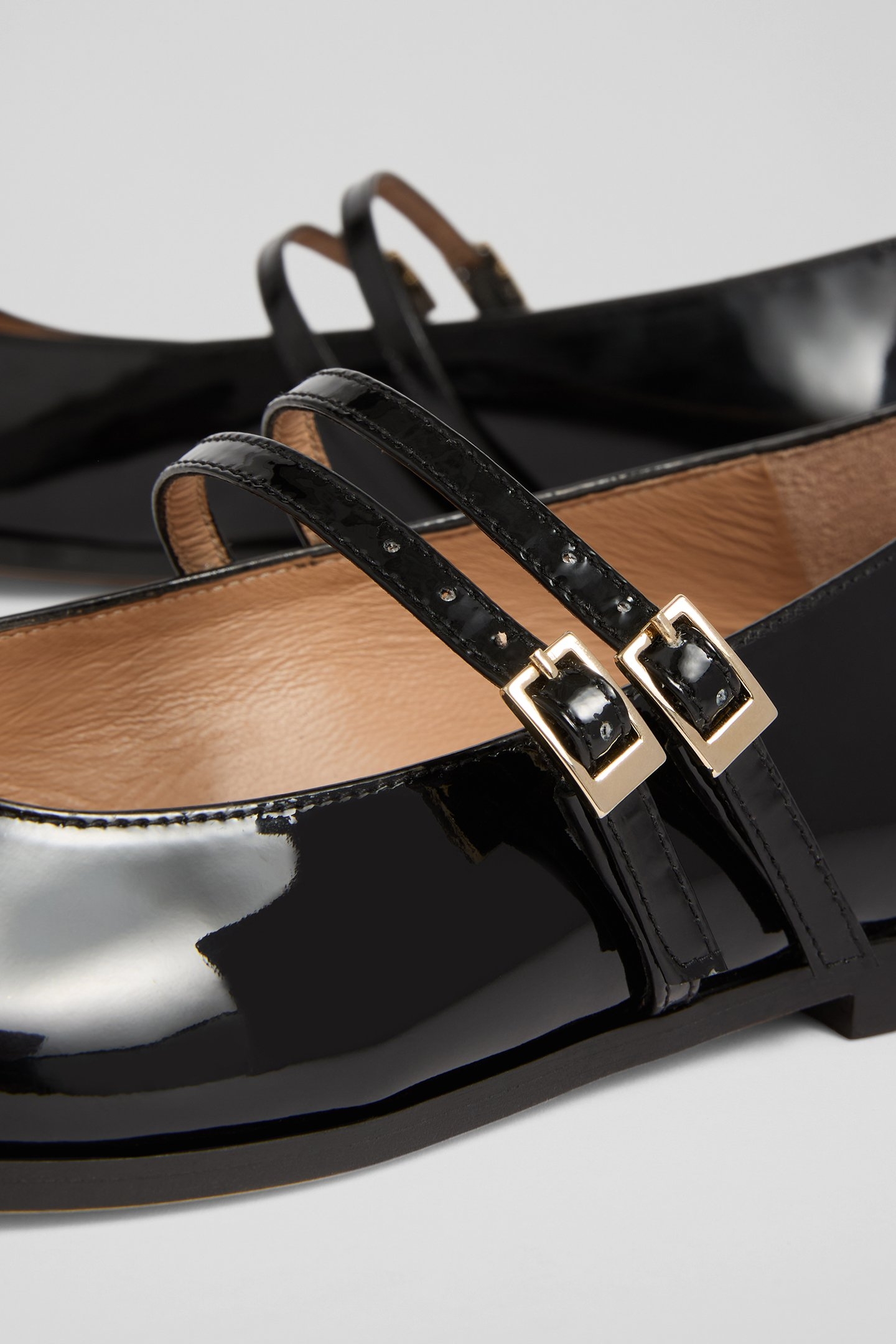 FL LULU MULTI STRAP FLAT BLACK 4