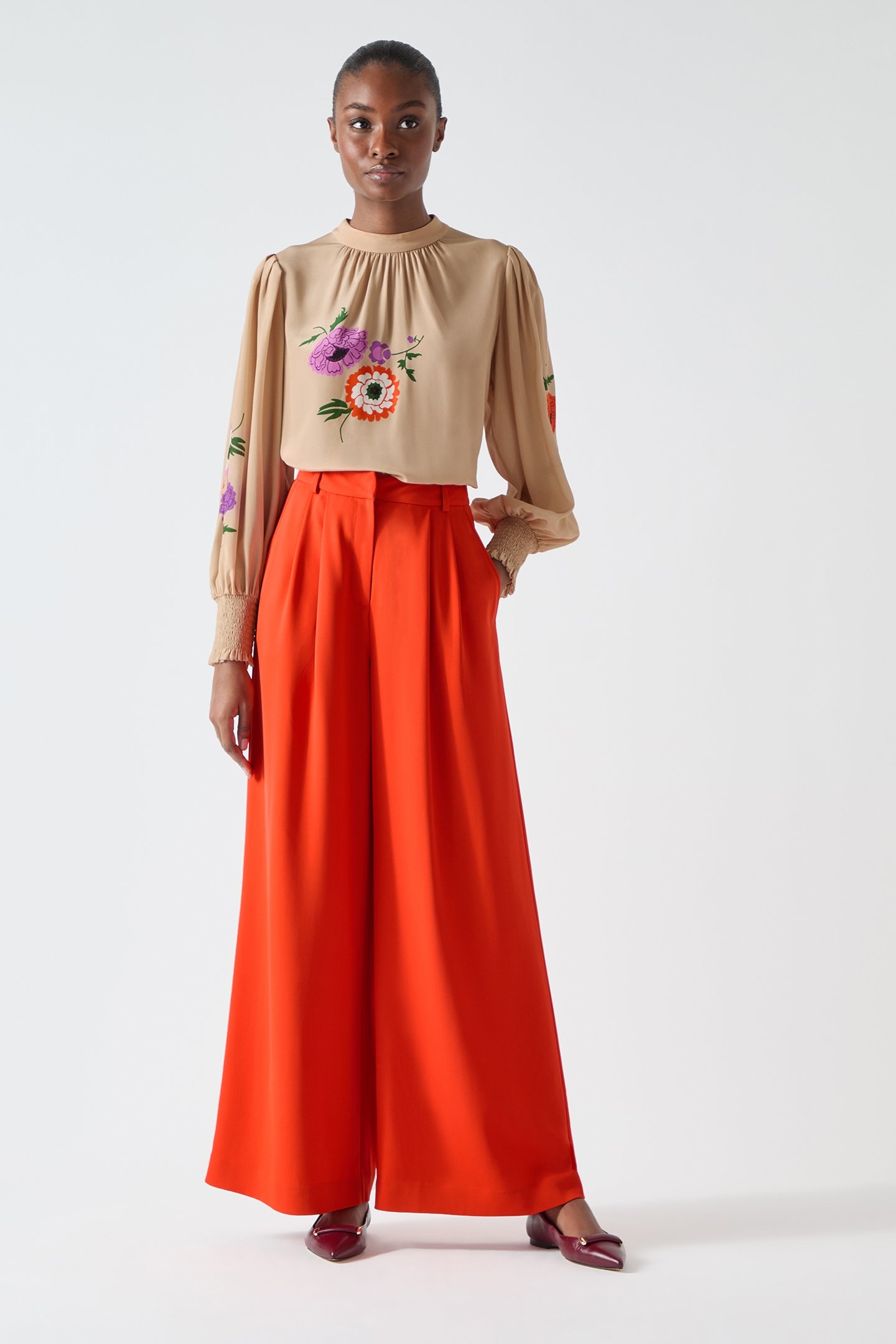 TW FLEUR MOTIF BLOUSE BROWN 1