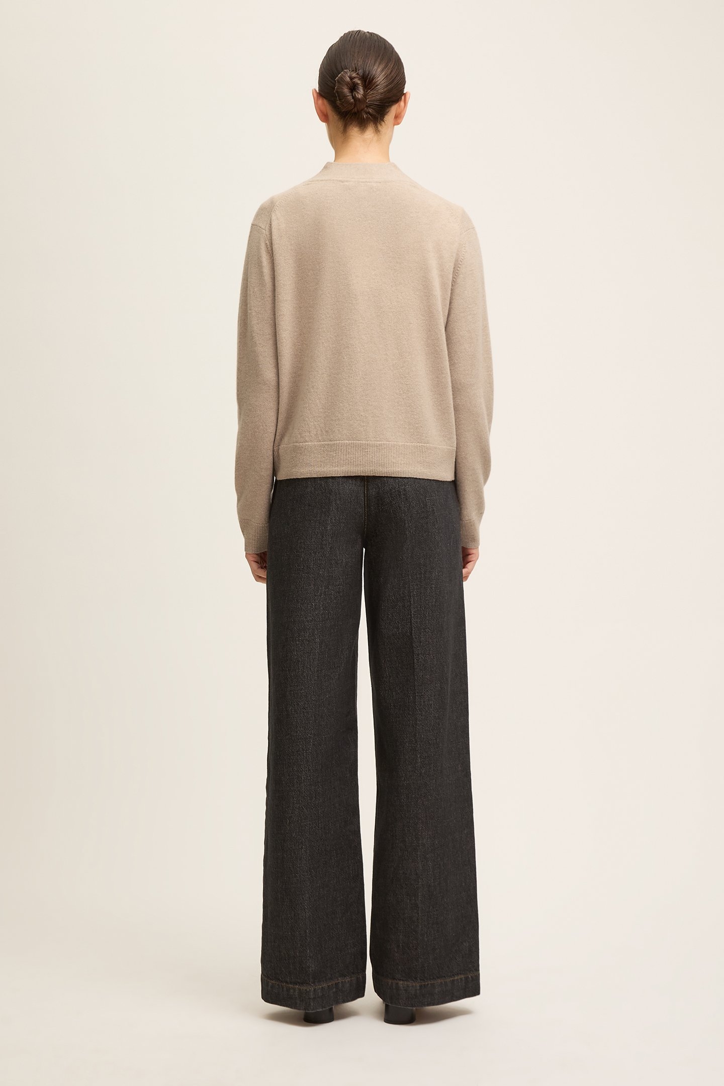 CD MARA V NECK CARDI CHAMPAGNE 3