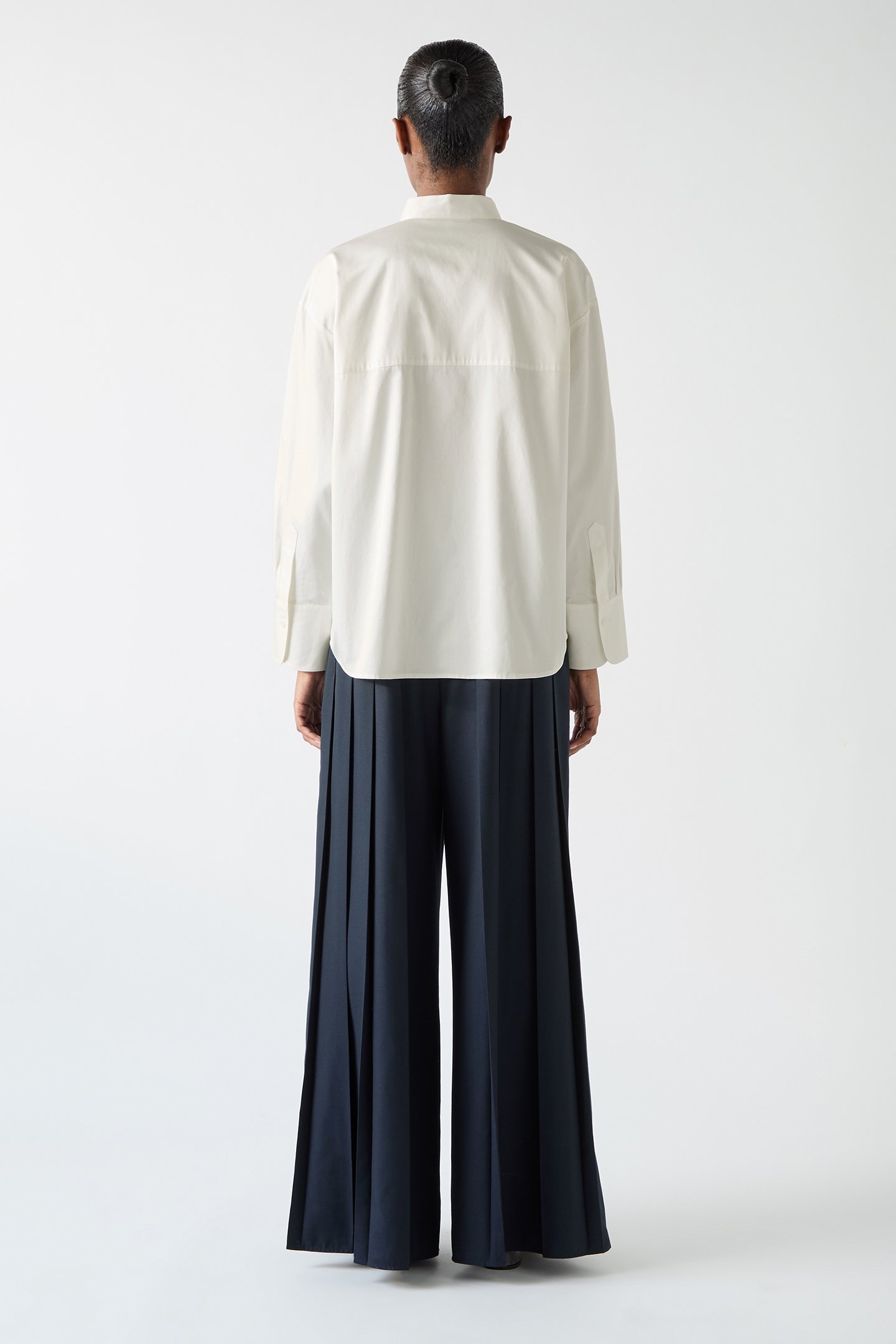TW COLETTE PLEAT SHIRT WHITE 2
