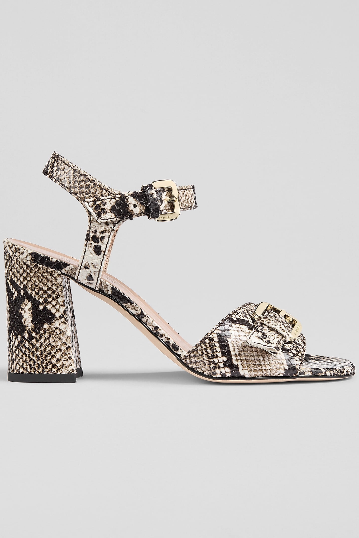 FS REEVA OLOID BUCKLE BLACK/WHITE 1