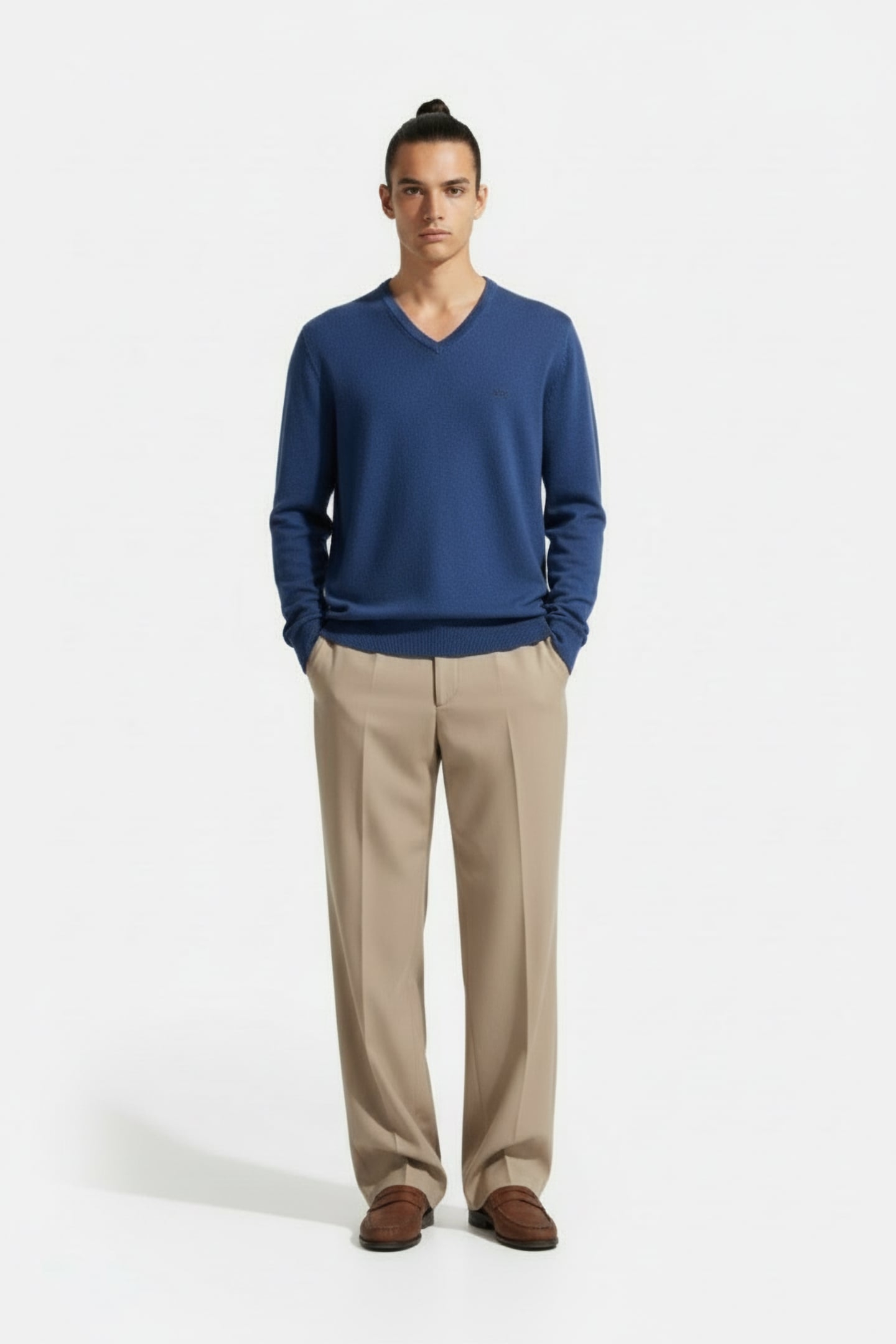 V-NECK SWEATER ROYAL BLUE 1