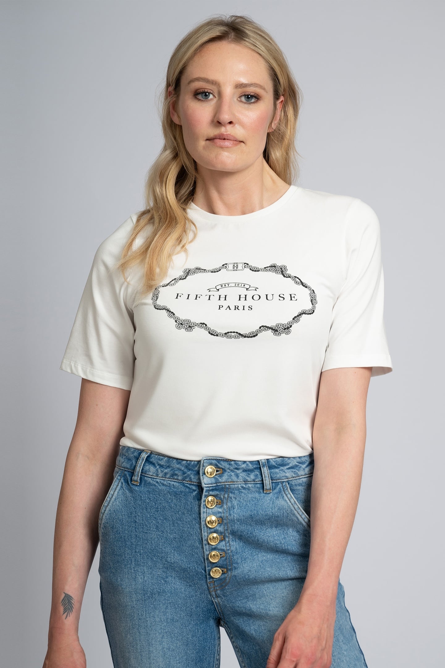 GINETTE T-SHIRT STAR WHITE 1