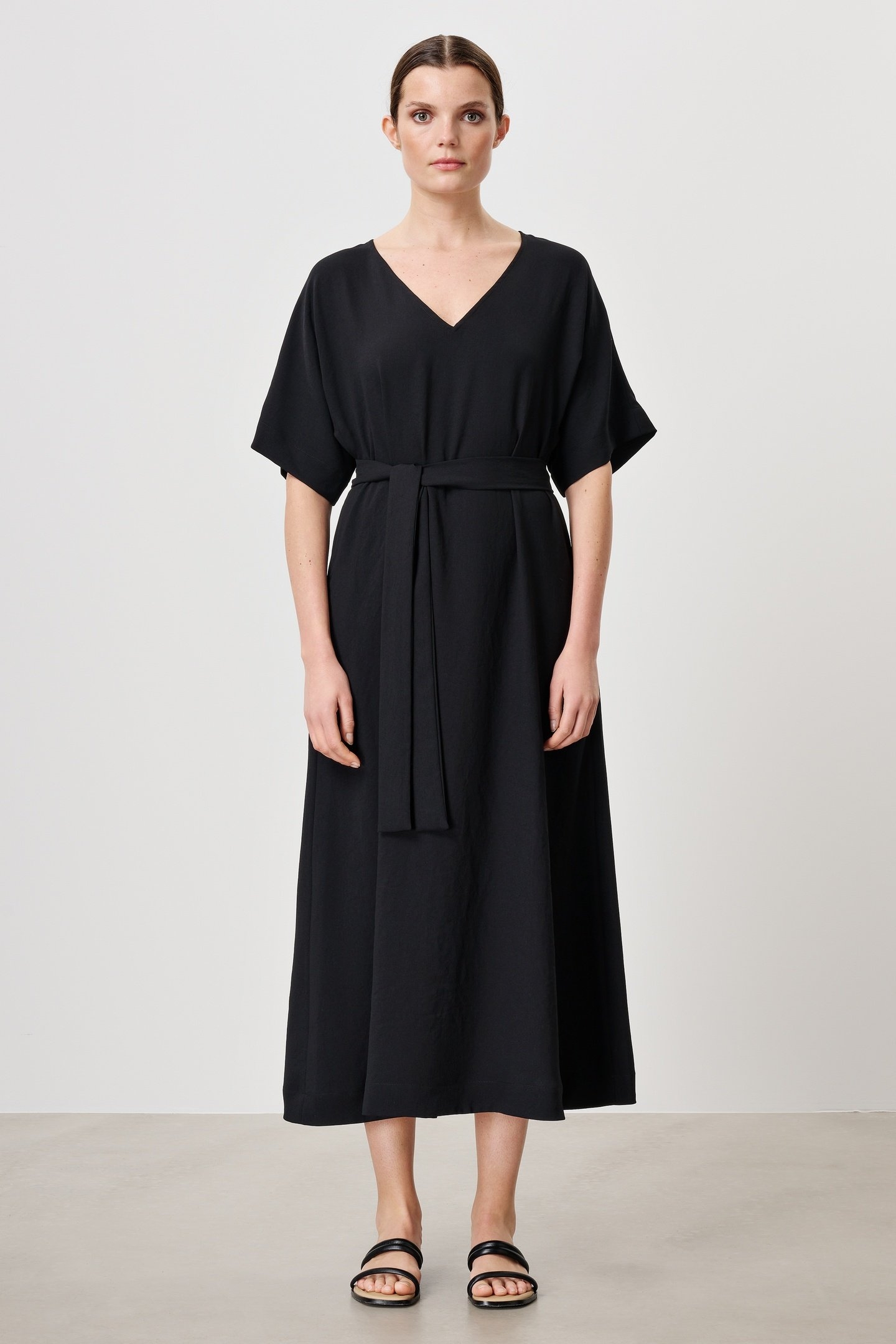 YOKO DRESS BLACK 2