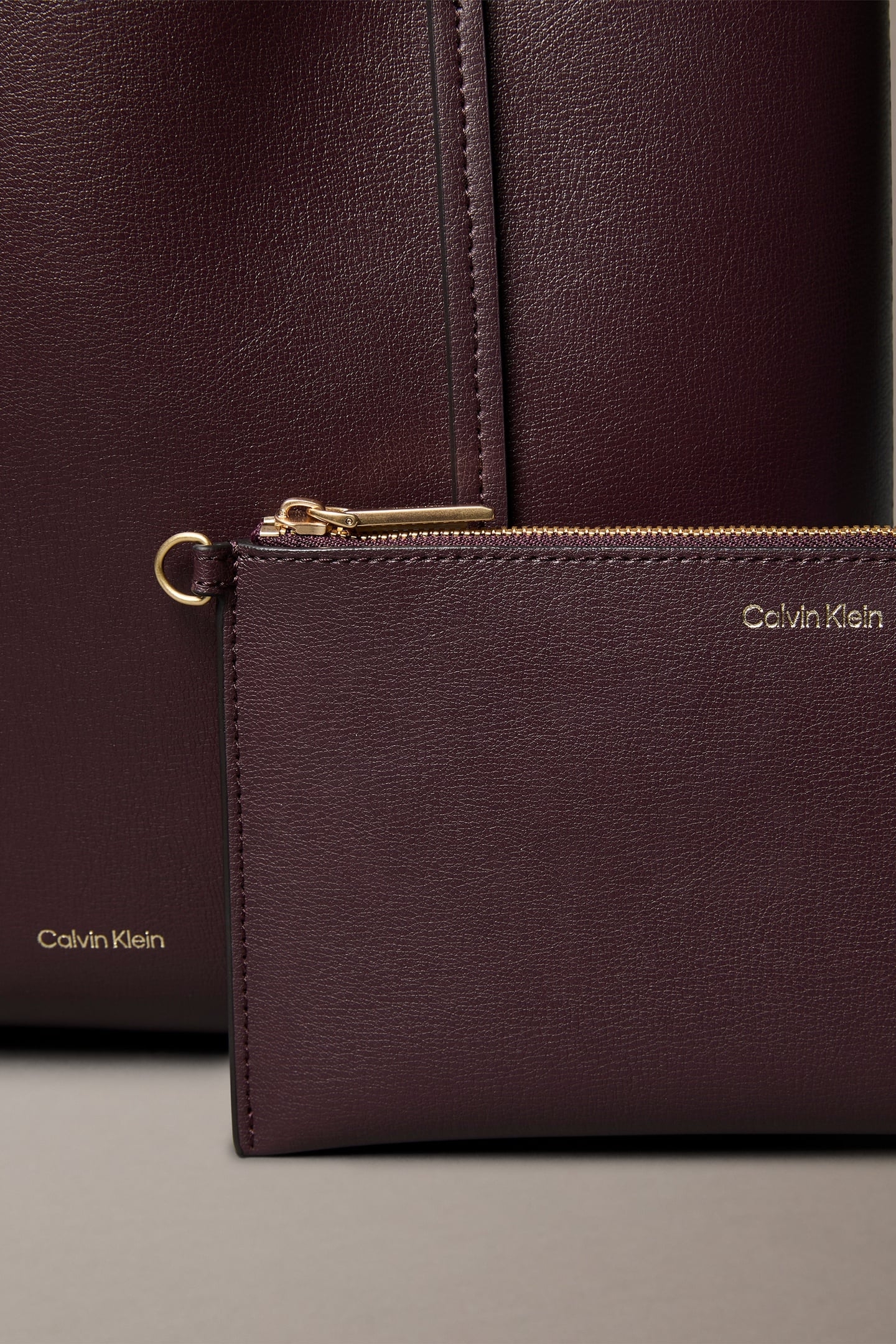 FOIL LOGO SMALL TOTE FUDGE/ESPRESSO 4