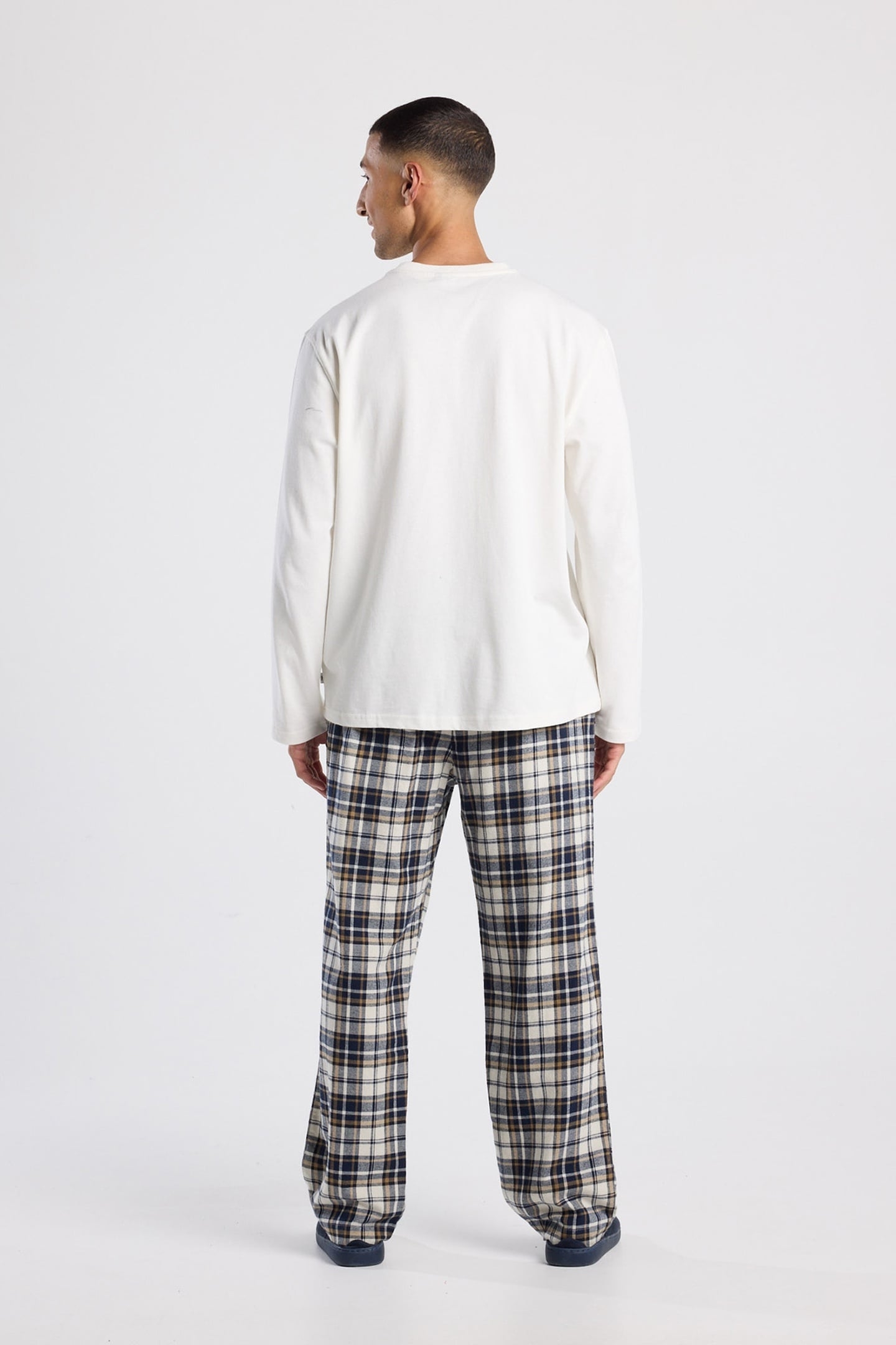 NATHAN NAVY/WHITE 2