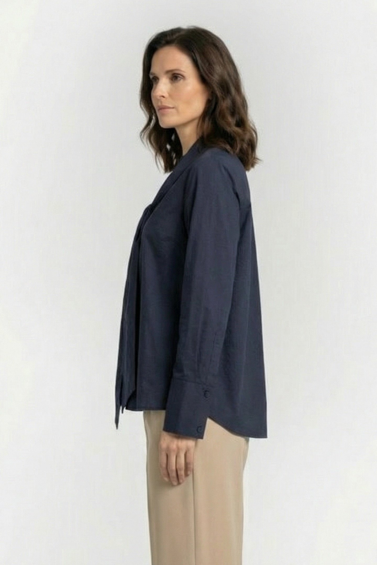 LAURA BLOUSE NAVY 3