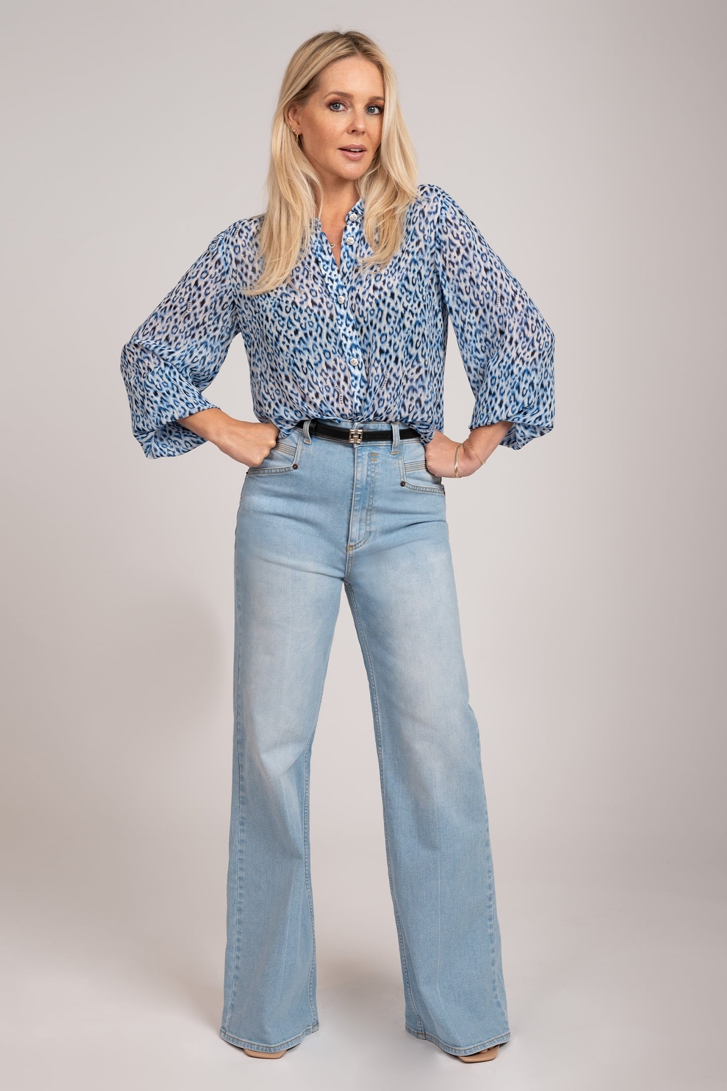 CHLOE BLOUSE BRIGHT BLUE WASH 1