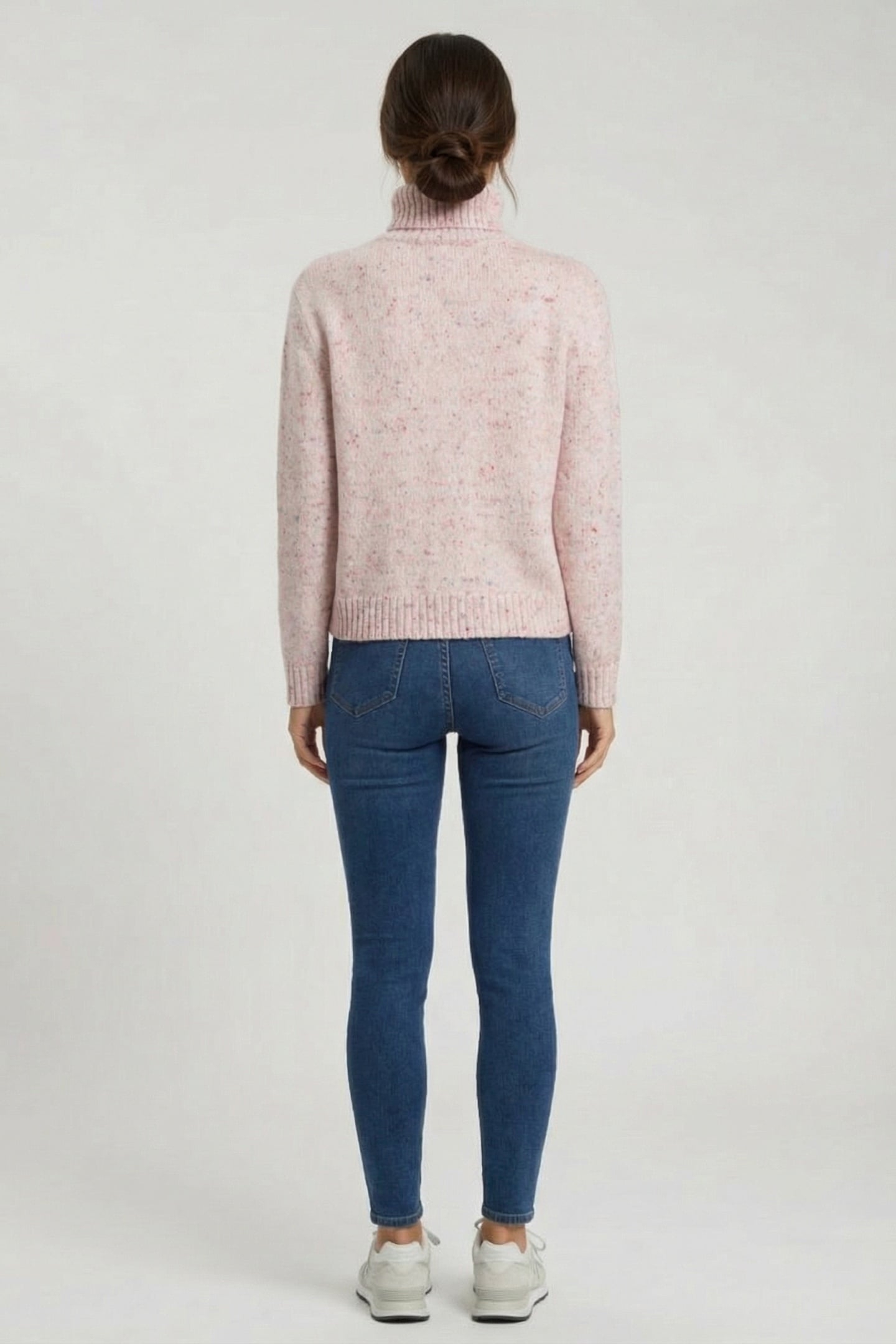 NEP TURTLENECK ANCIENT WHITE 2