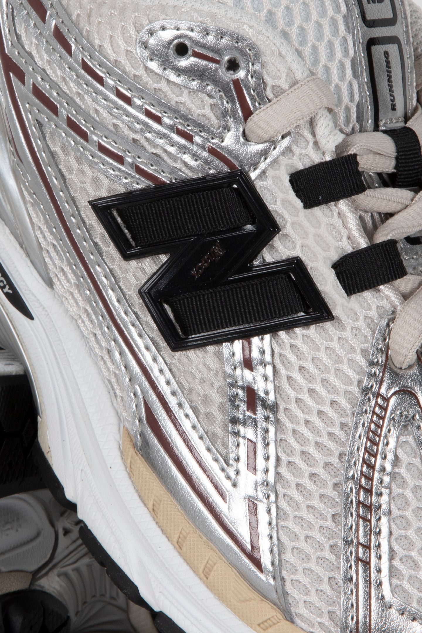 UNISEX 1906R SANDSTONE 4