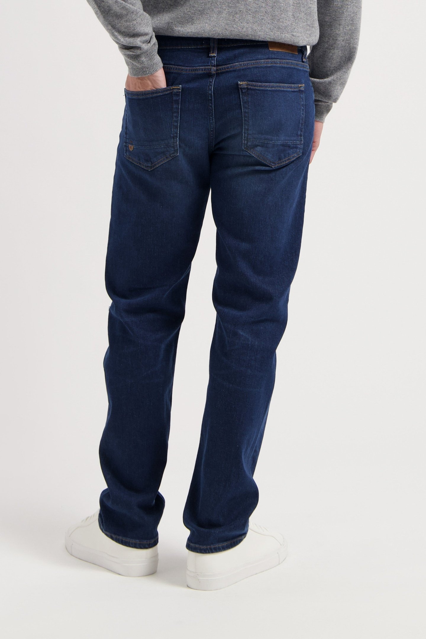 BRYCE MID STRAIGHT MEDIUM DARK 4