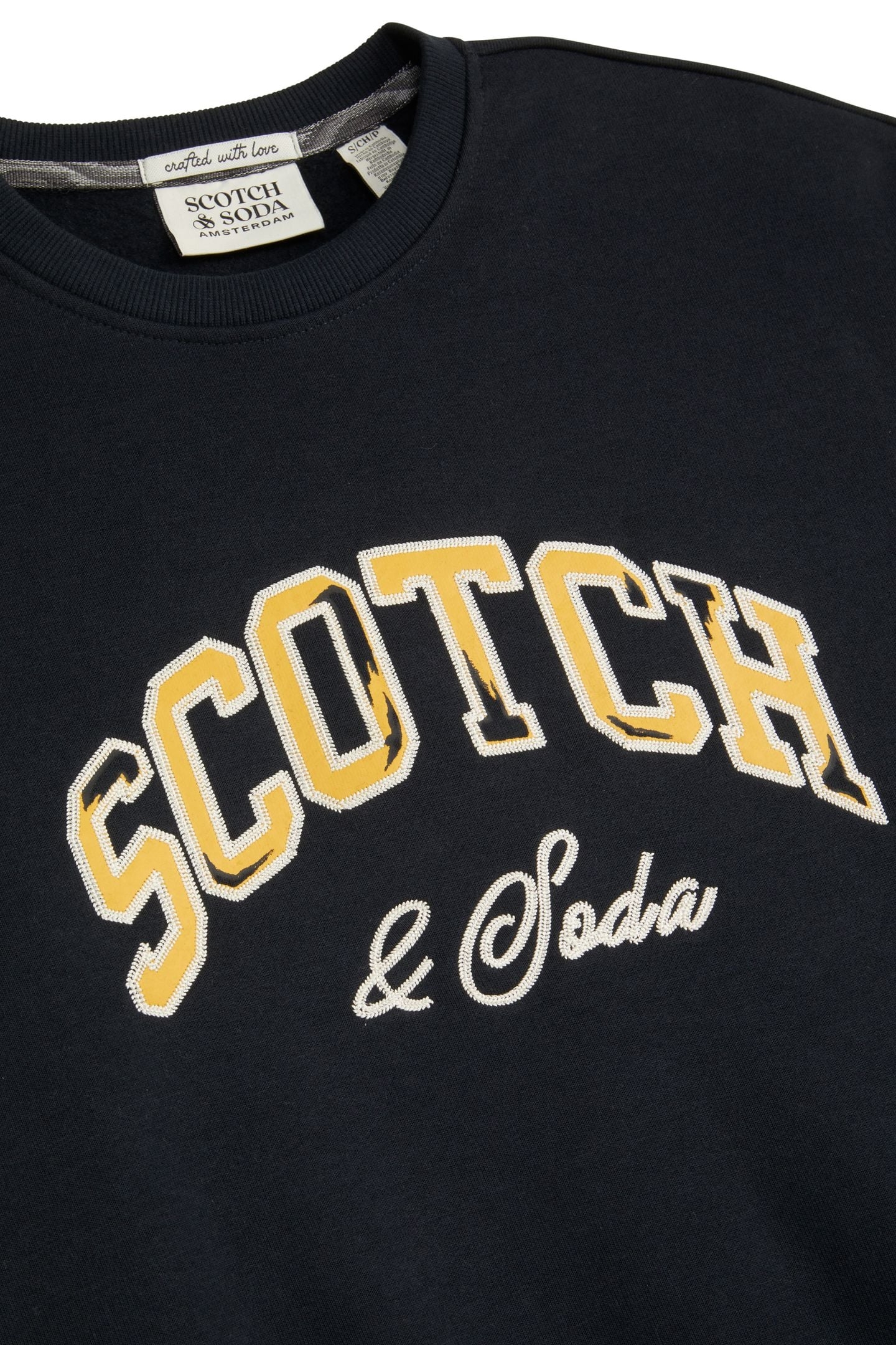 RELAXED FIT GRAPHIC FLEECE CREW BLACK/RED 3