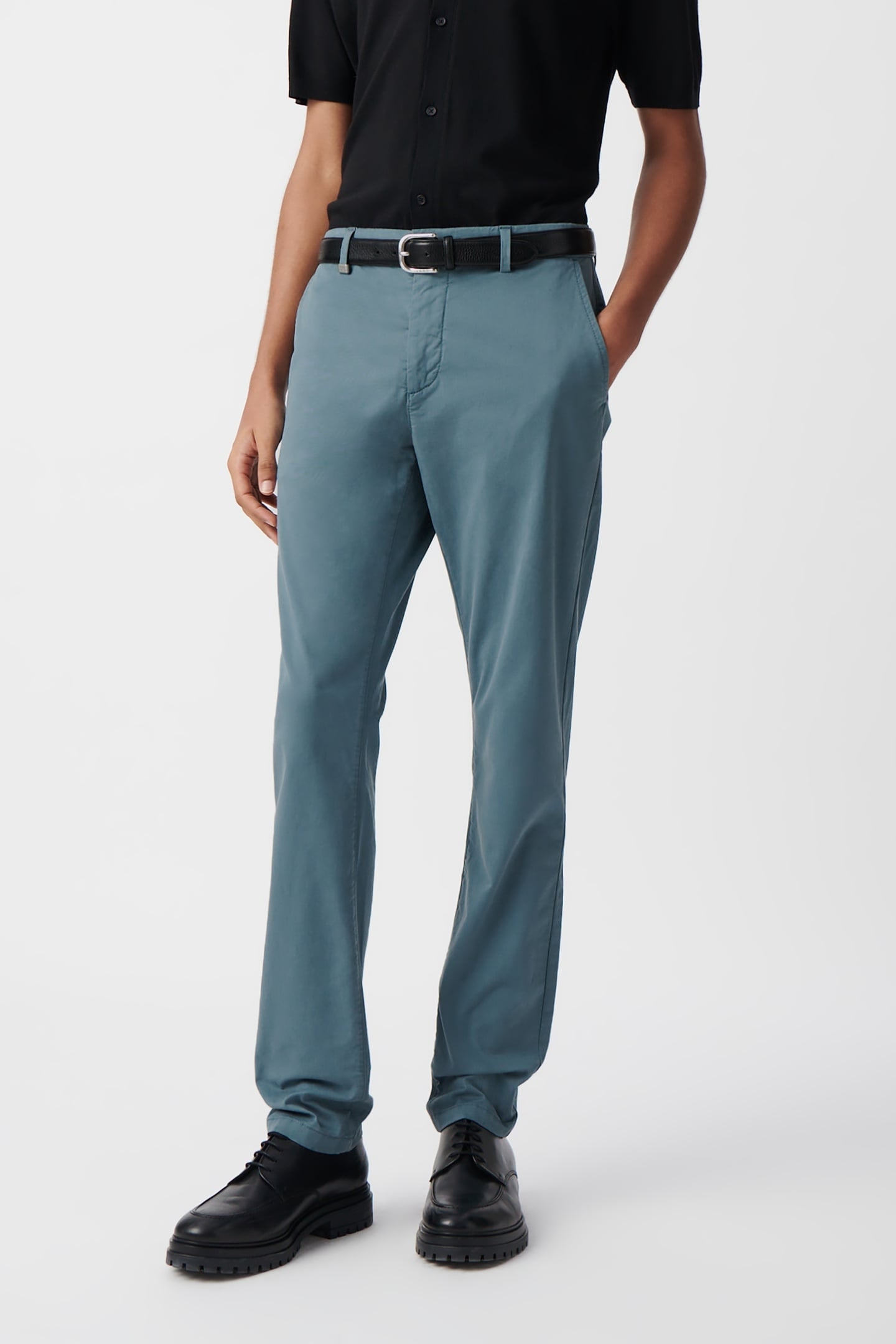 STORM SLIM CHINOS 2