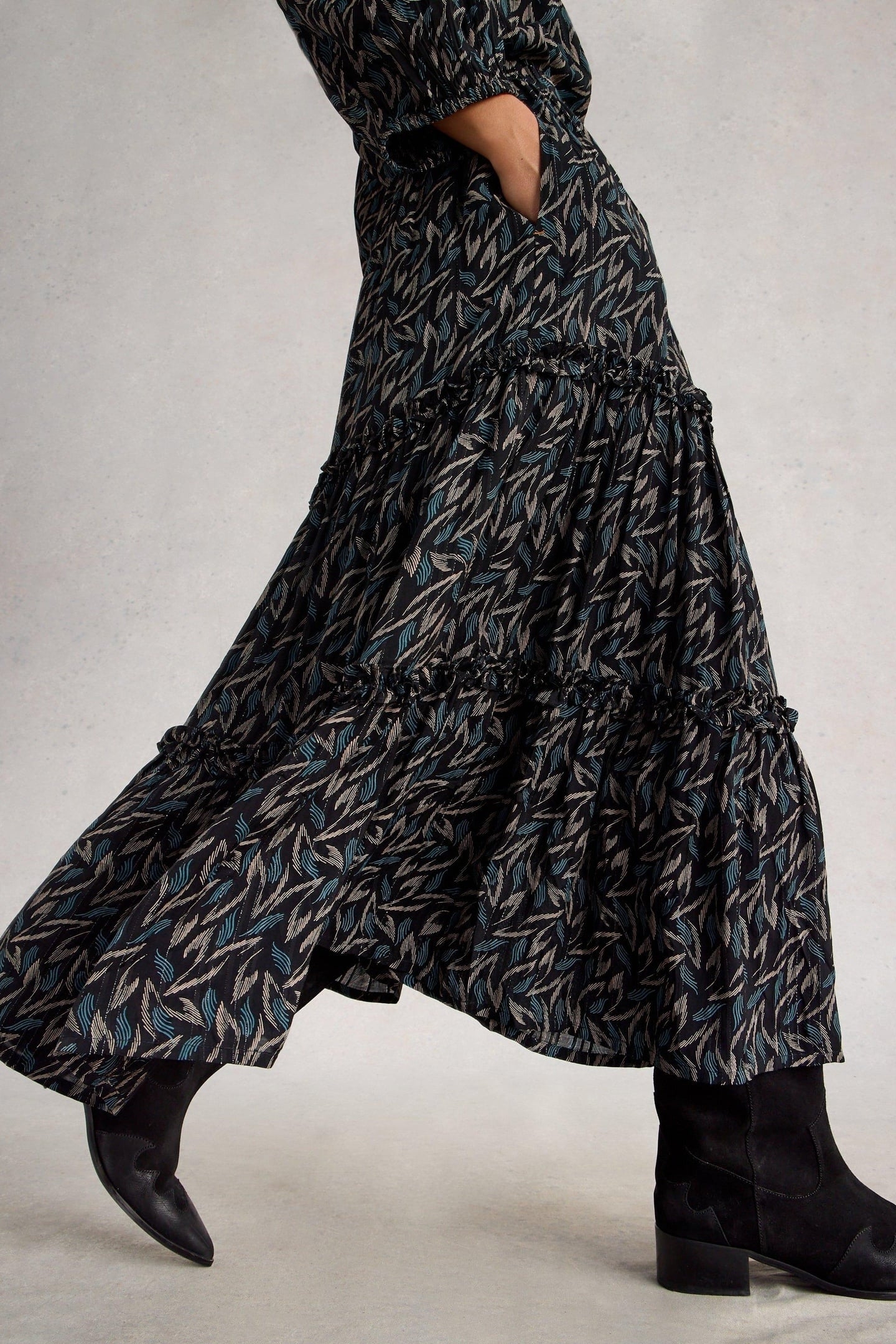 REMI METALLIC MIDI SKIRT BLACK MULTI 5