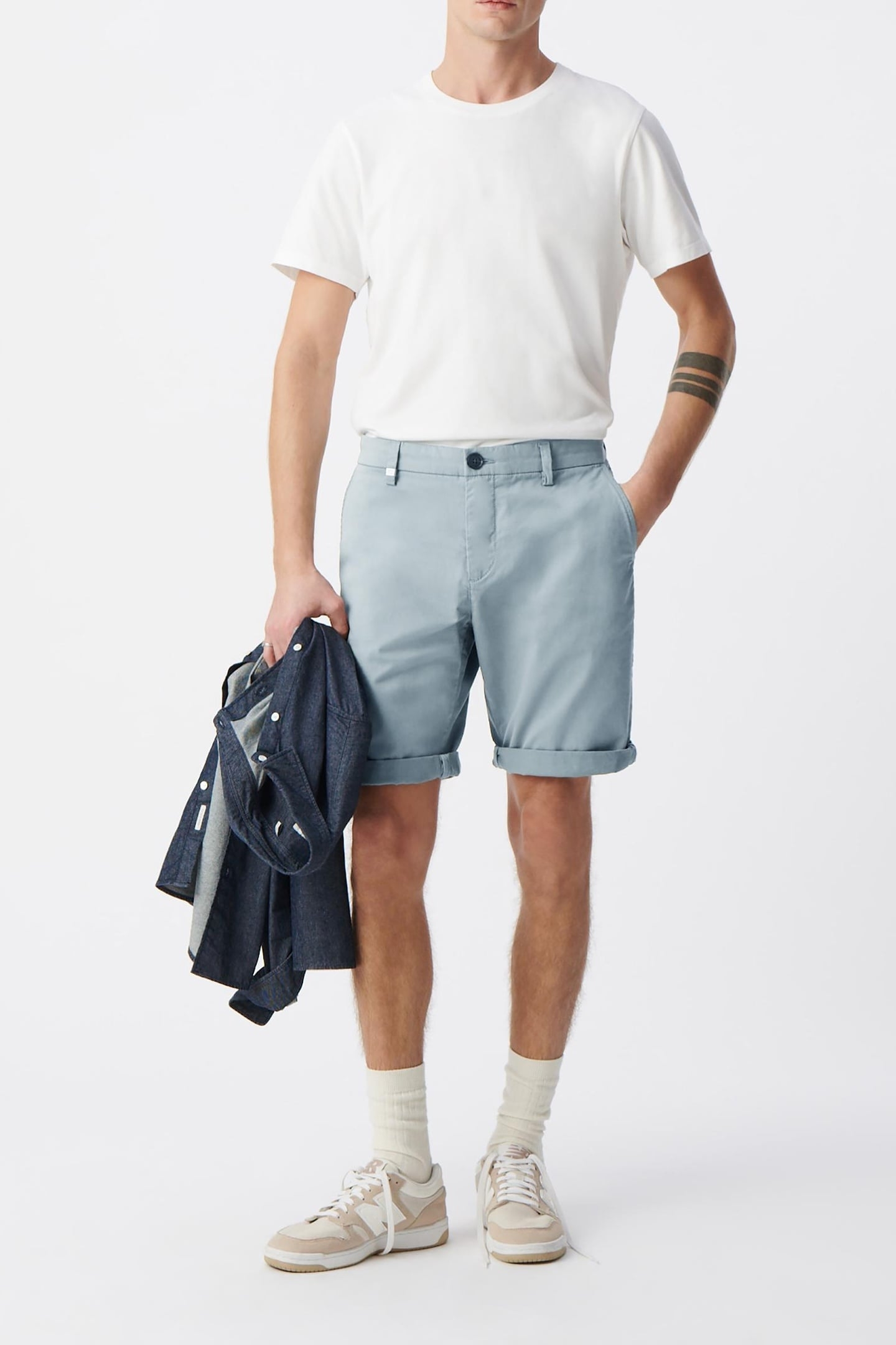 HORIZON TAPERED CHINO BERMUDAS 1