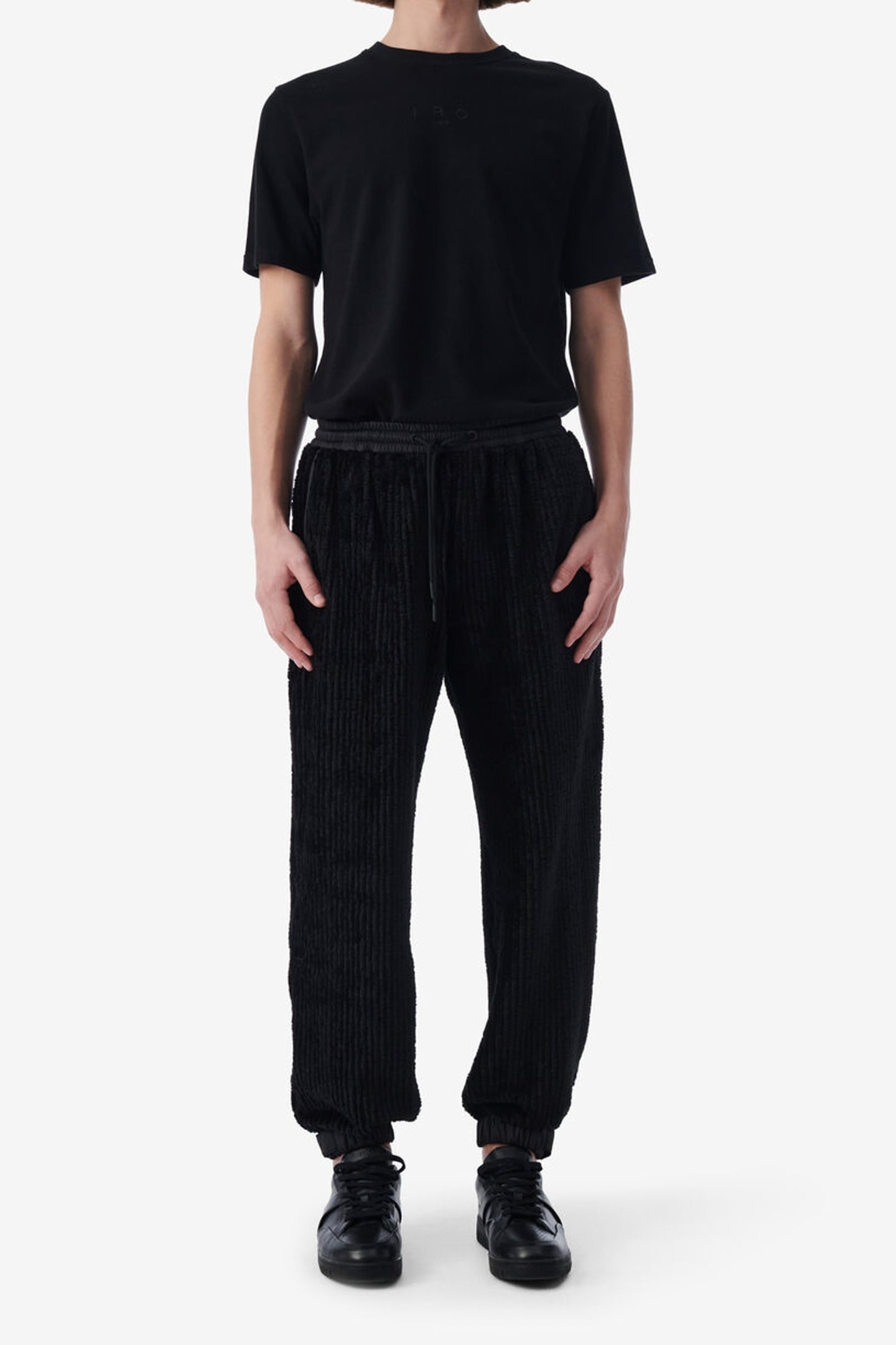 IQPAW23808 TROUSER BLACK 1