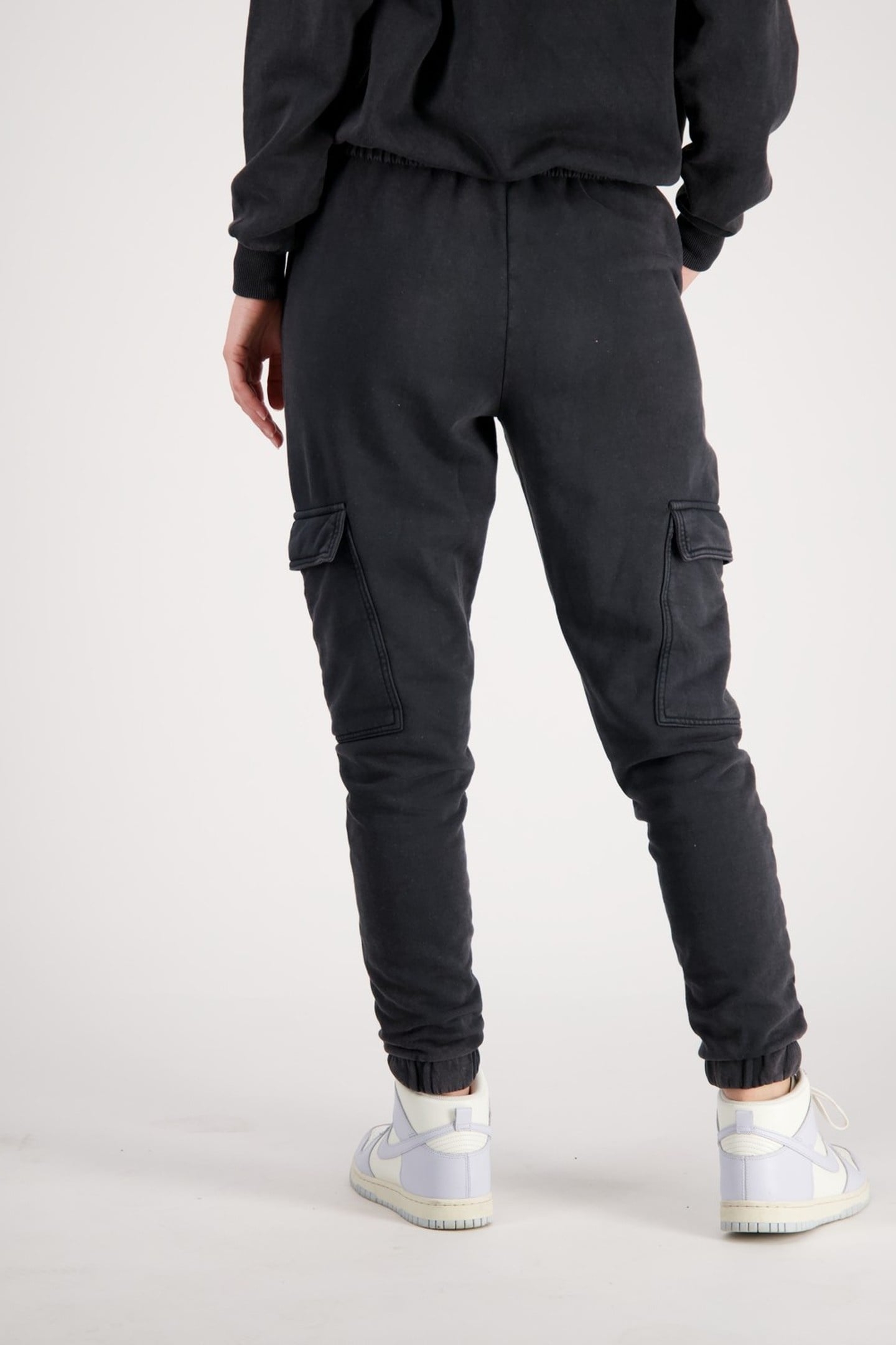 SABRINA WASHED BLACK 2