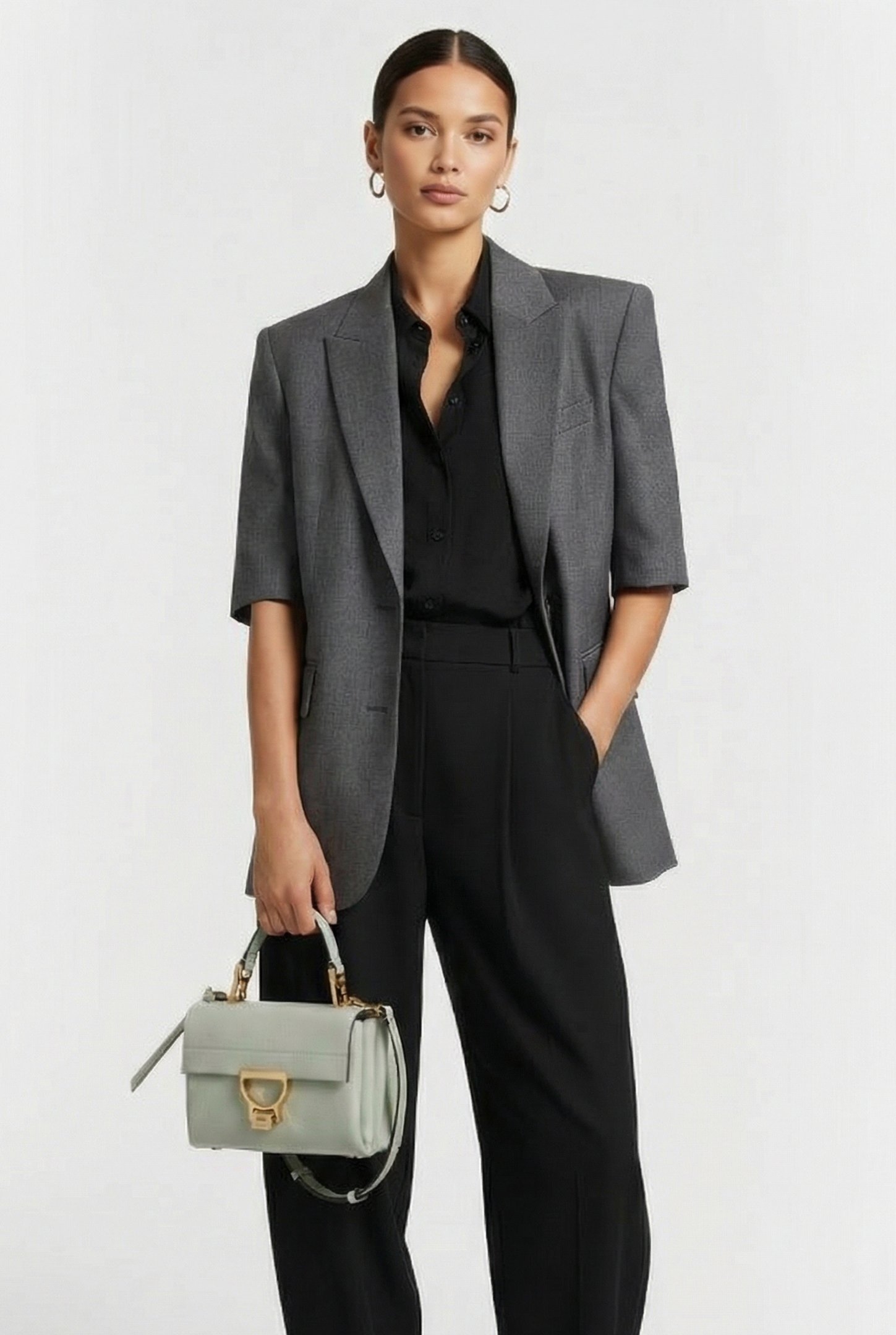 HANDBAG IN LEATHER 1