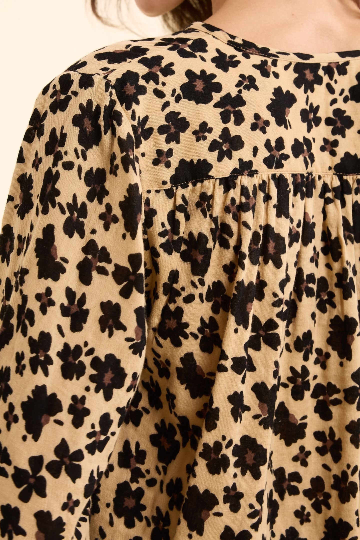 FLORAL LEO PRINT BEIGE BLOUSE ECRU 7