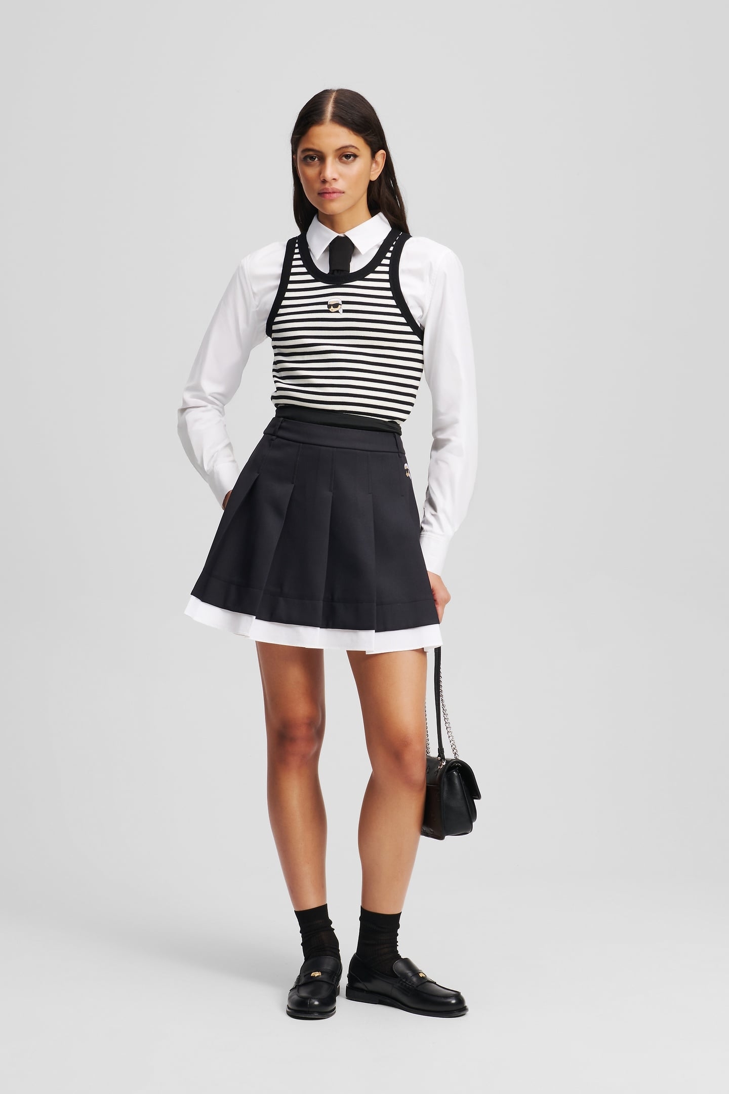 CANNOLI CREAM-BLACK IKON RIBBED TANK 2