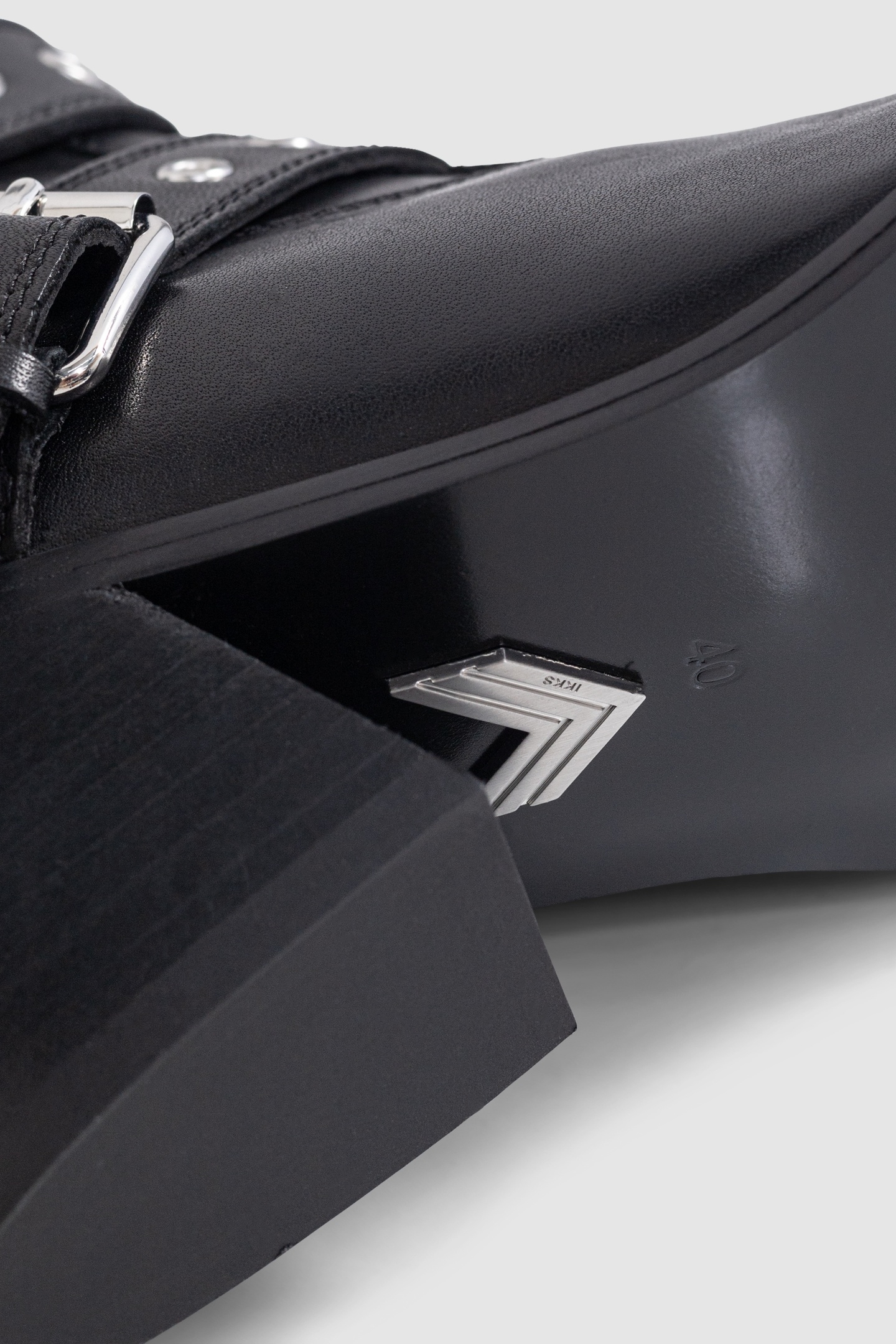 SANTIAGS BOOTS BLACK LEATHER EYELET BUCKLES 6