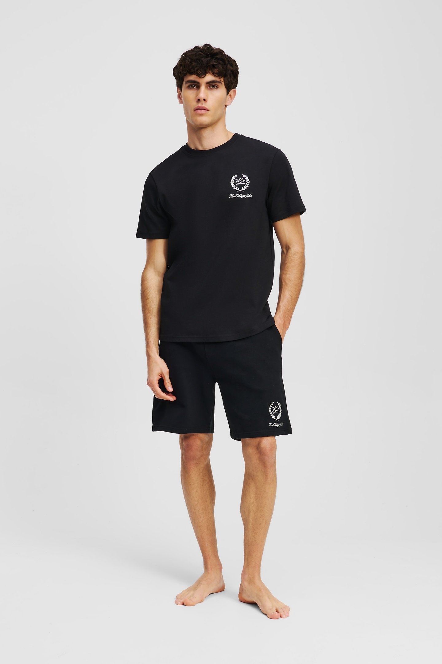 BLACK HOTEL KARL CREST SS T-SHIRT 2