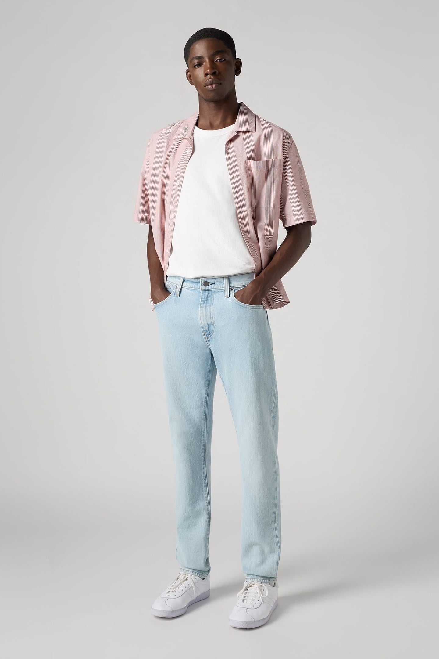 512™ SLIM TAPER JEANS BLUE 2