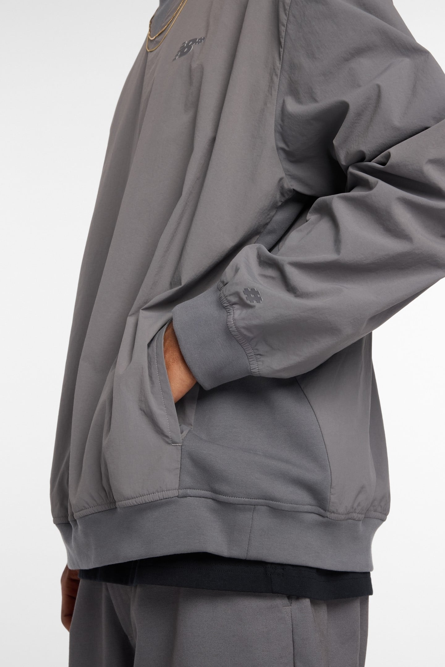 NUMERIC WOVEN CREW CASTLRCK 6