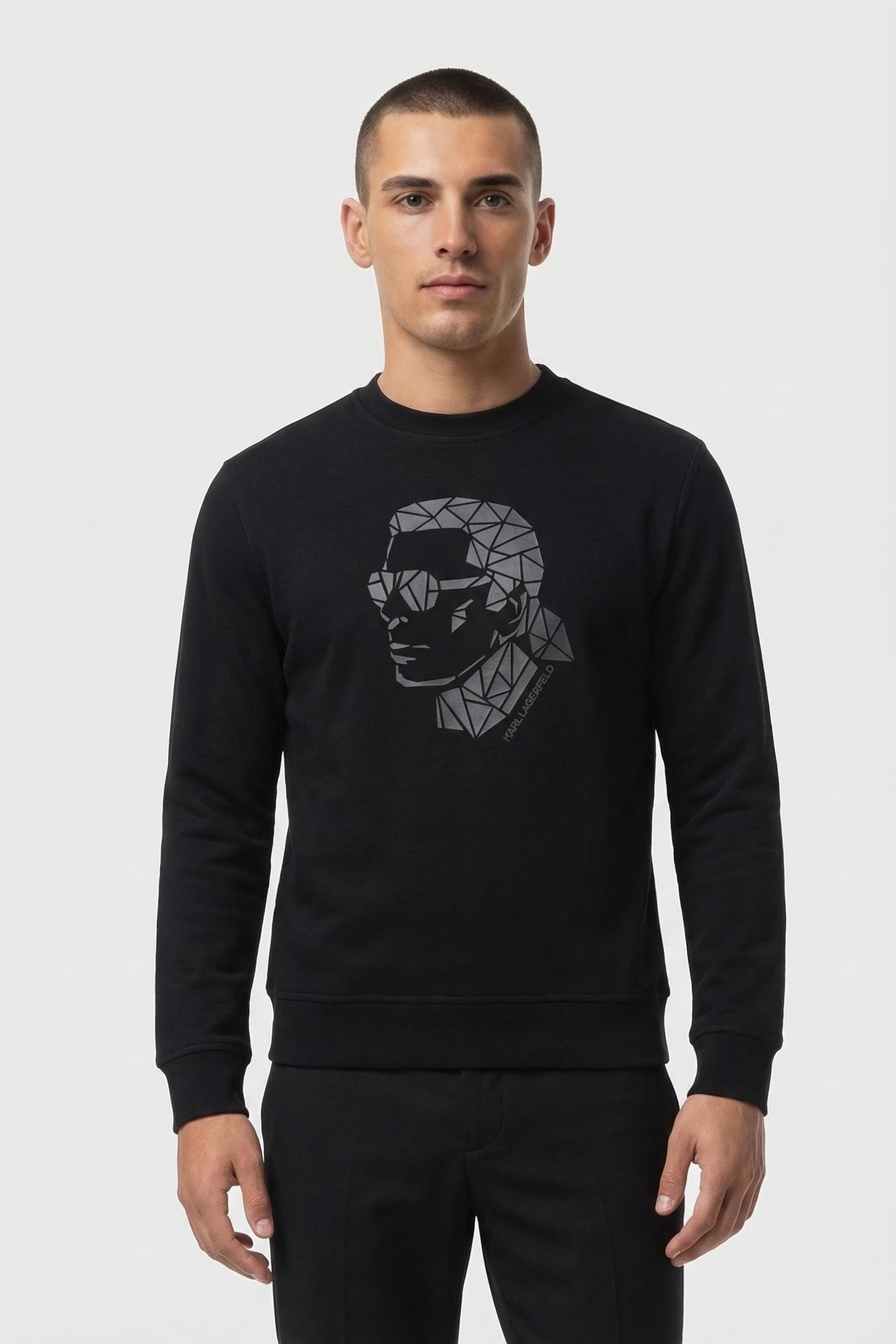 BLACK SWEAT CREWNECK 1