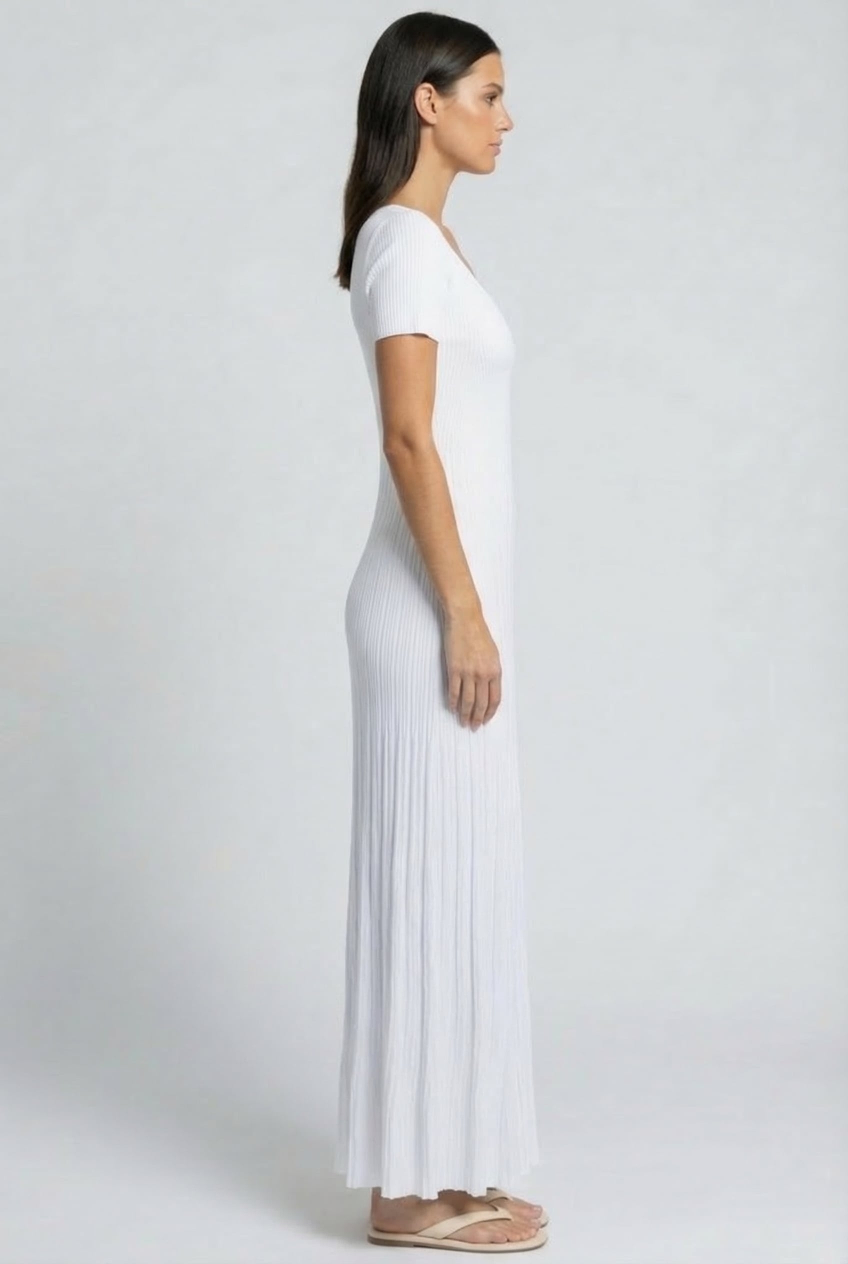 EMPIRE SCOOP NECK SHORT SLEEVE MAXI DRESS IN WHITE 3