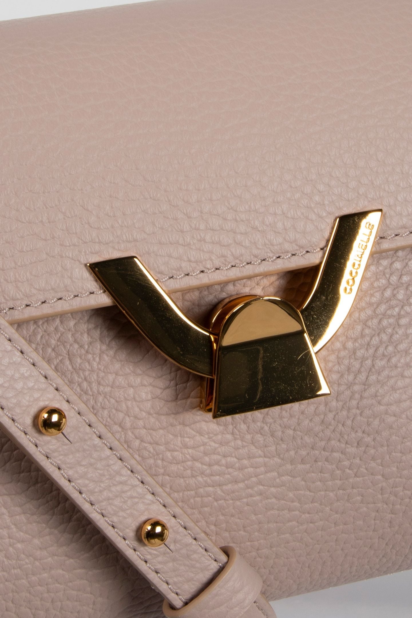 RECTANGLE SHOULDER BAG IN PINK 3