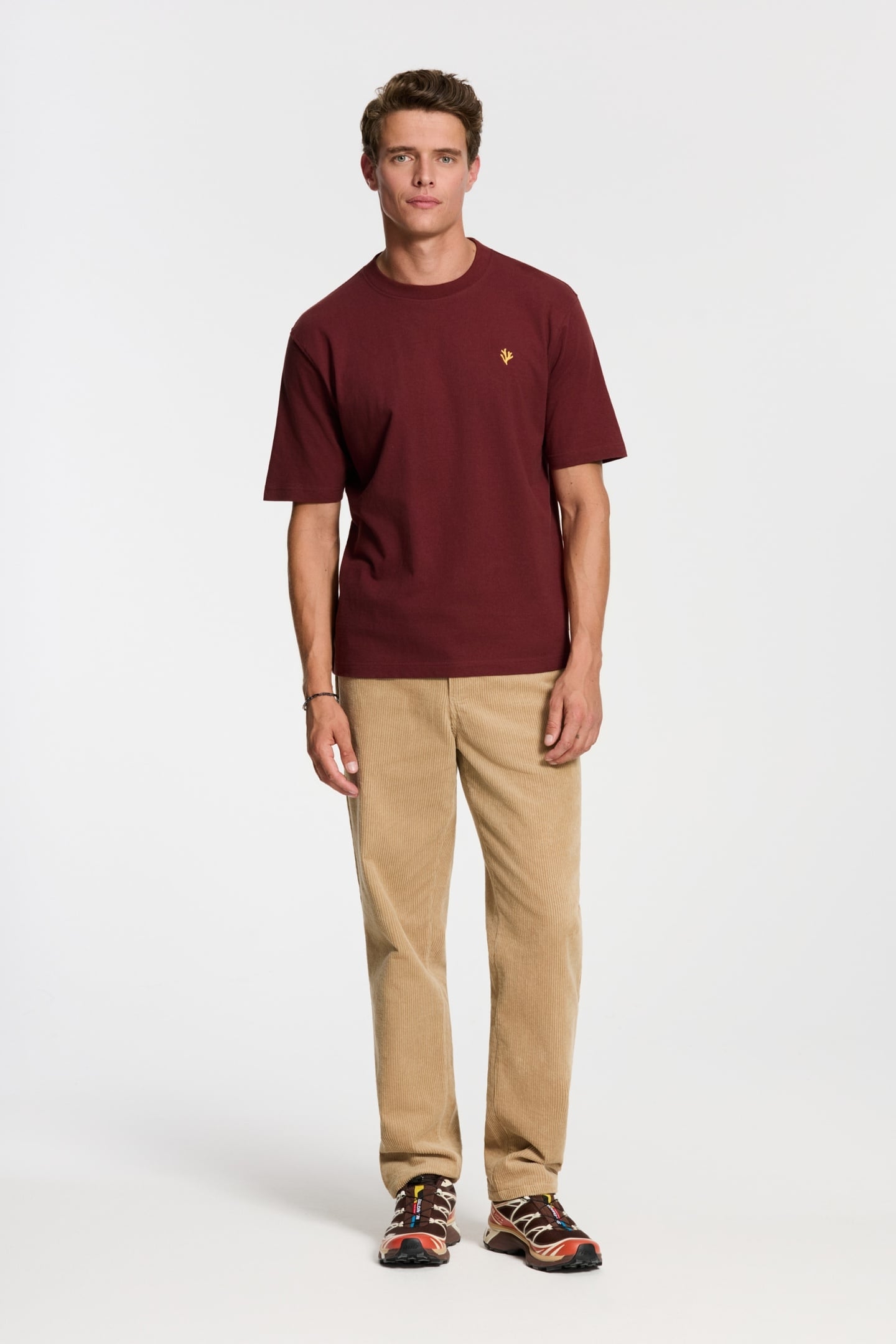FINN RELAXED T-SHIRT CORAL LOGO RED EARTH 4