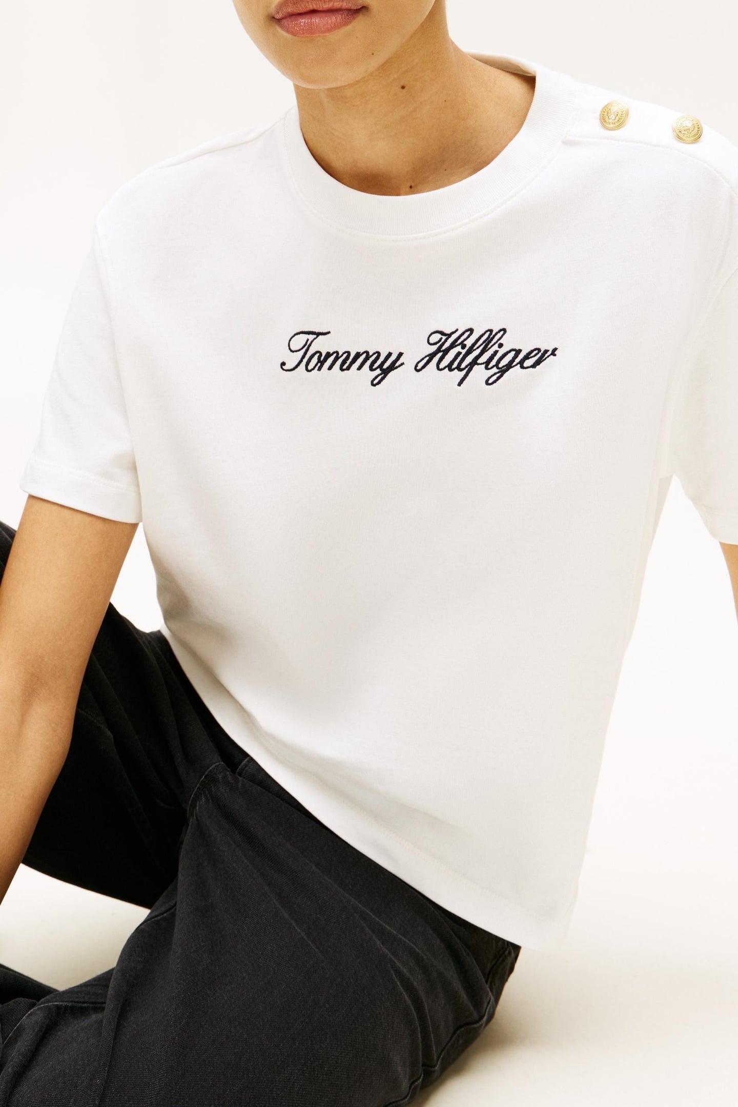 GOLD-TONE BUTTON LOGO EMBROIDERY RELAXED T-SHIRT ECRU 4