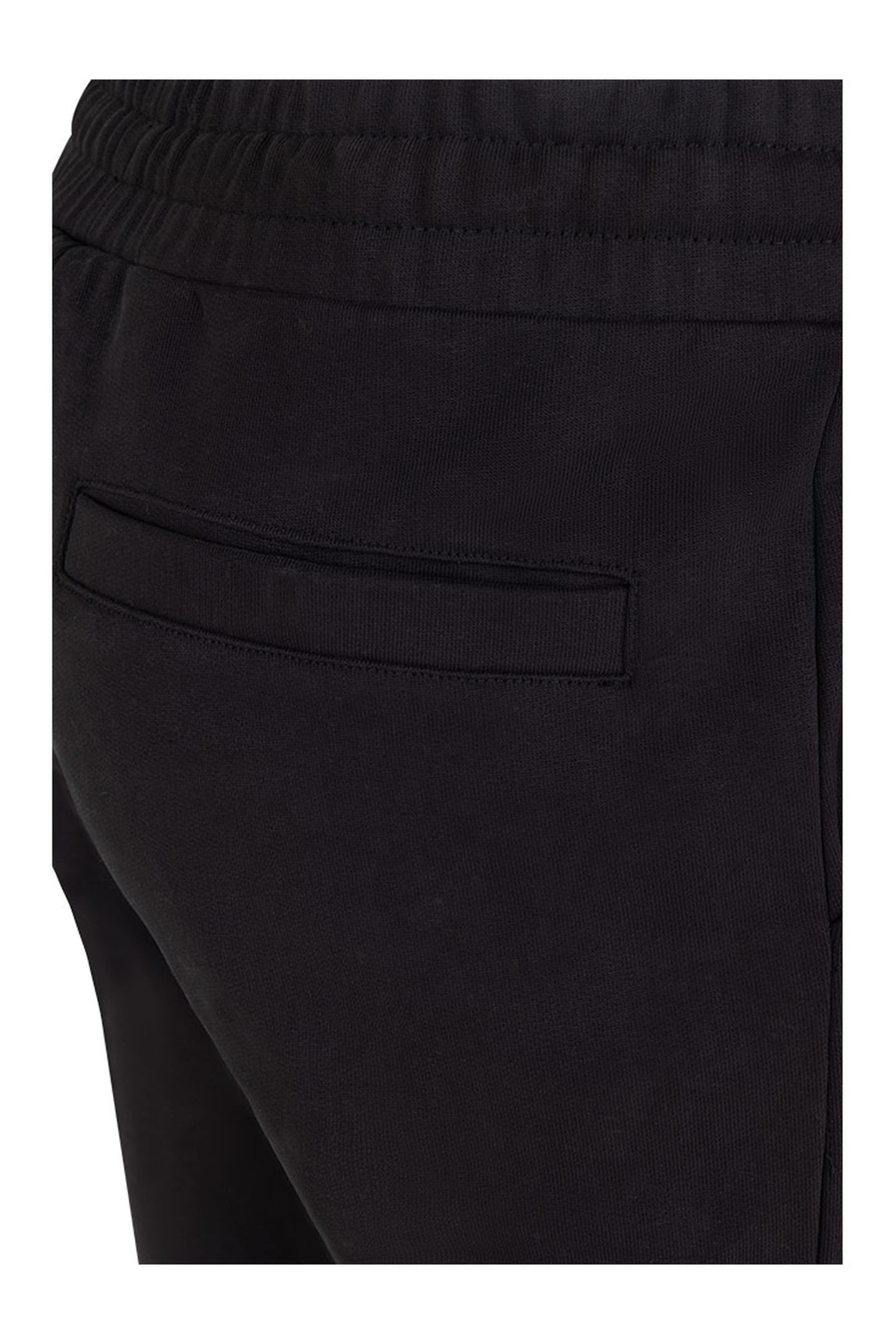 ID SHORT BLACK 6