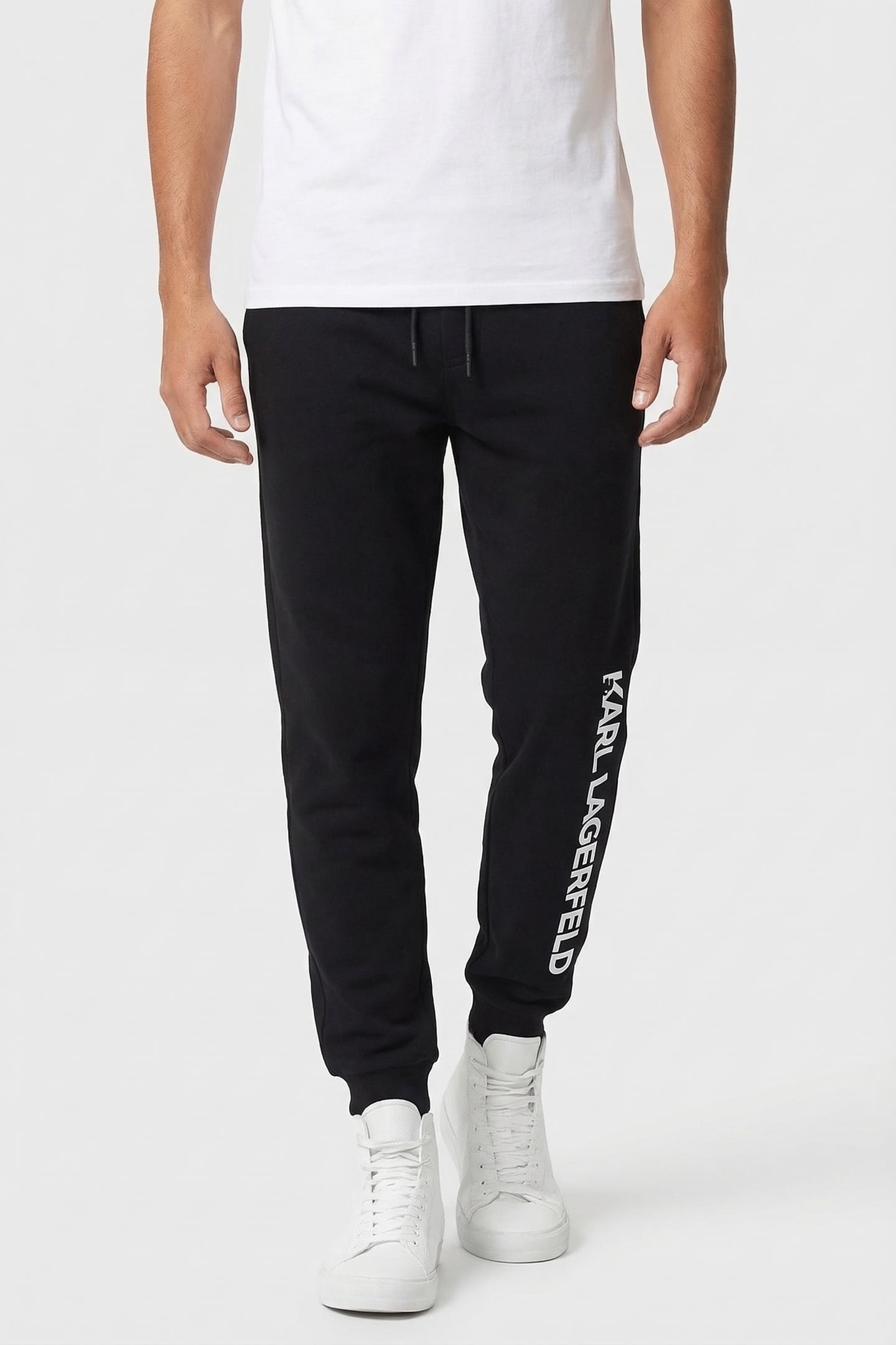 BLACK SWEAT PANTS 1