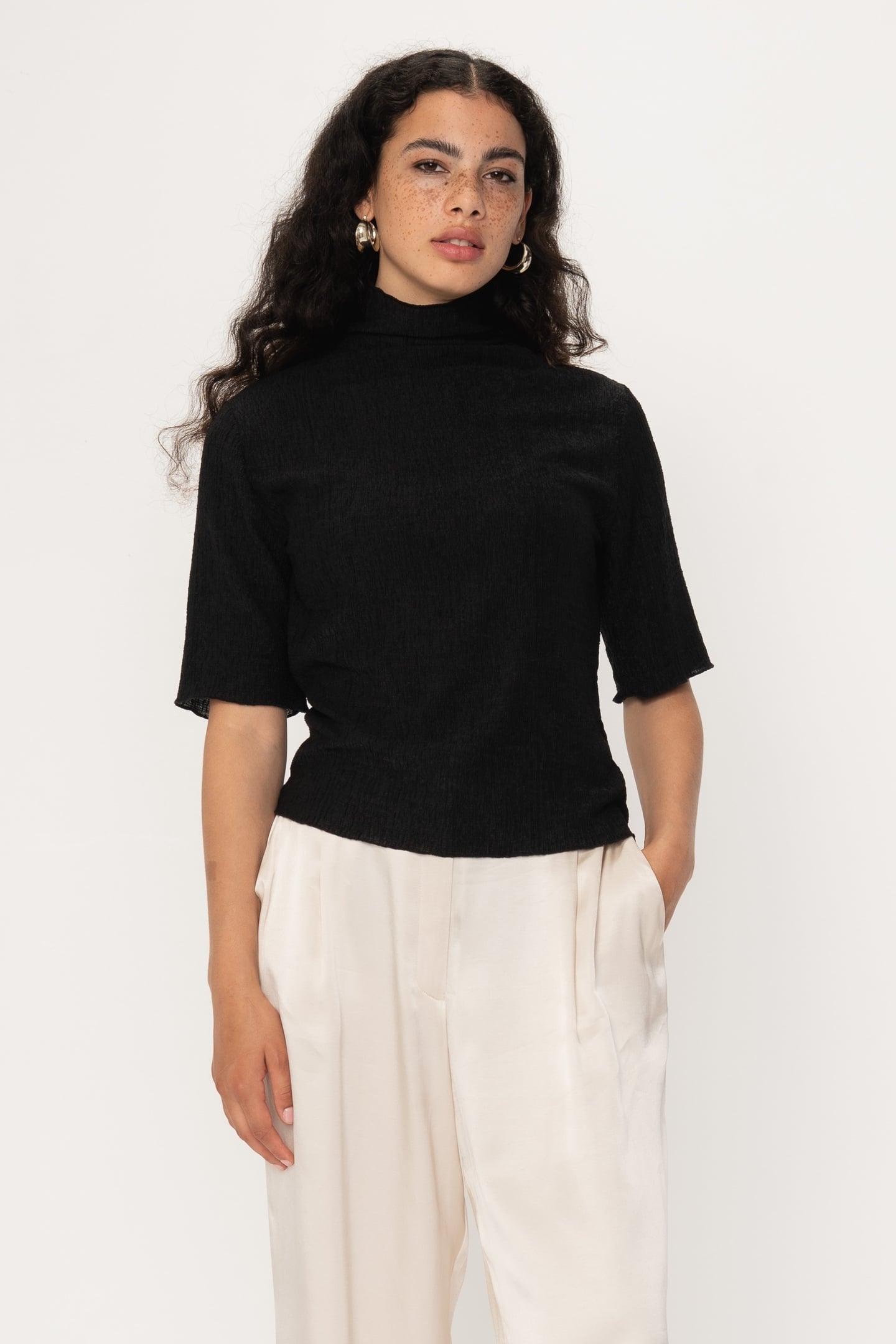 MIRACH BLACK 2