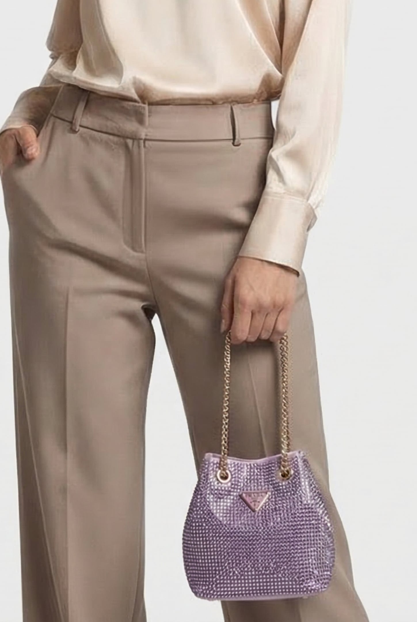 MARCIANO BY GUESS ZALINA POUCH ORCHID 5