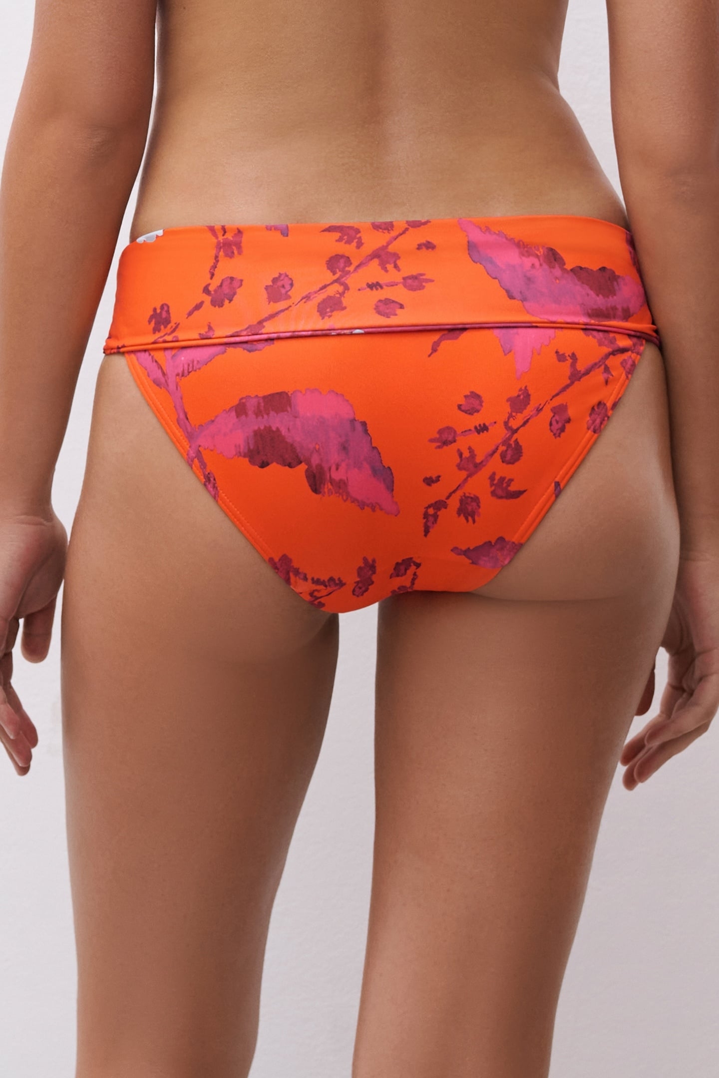 SW BO. FULL BRIEF STD HIGH W. PAINTED FLOWERS 4