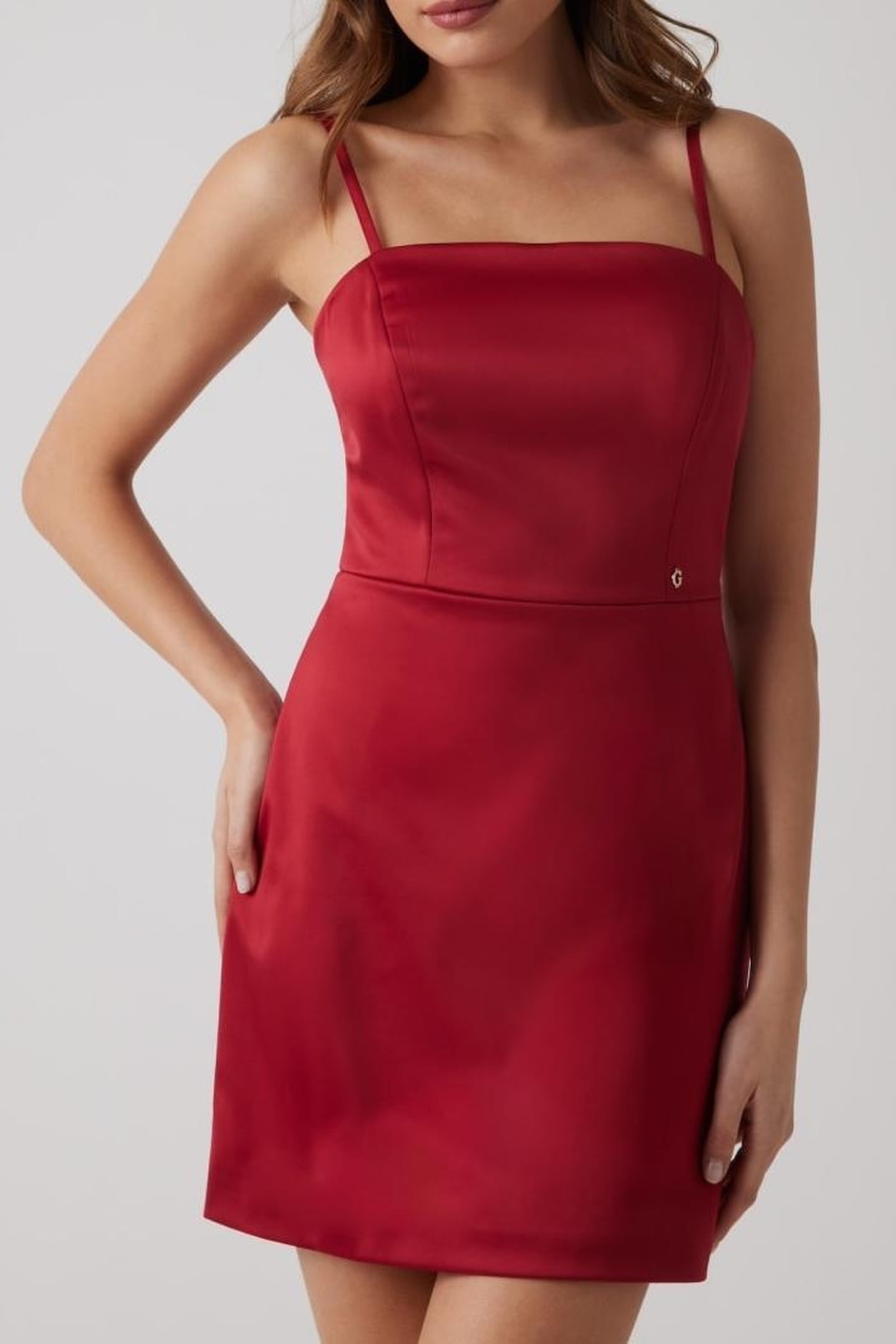 GUESS ECO NEW SL MAELLE MINI D SIREN RED 4