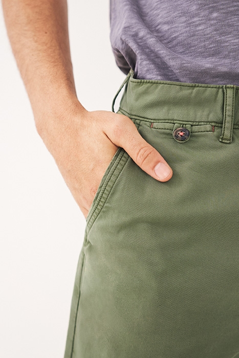 SUTTON ORGANIC CHINO SHORT KHAKI GREEN 3