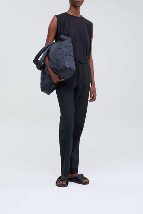 CLOSED ESU PANTS BLACK 1