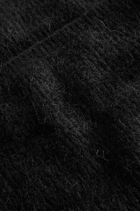 SQUARE NECK FLUFFY JUMPER BLK 5