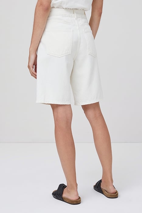 WOMEN STRAIGHT LEG SHORTS CREME 2