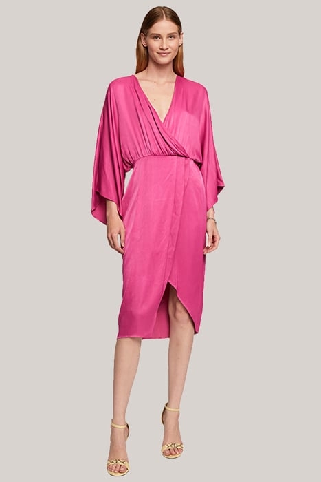 KIMONO DRESS IN VISCOSE SATIN FUXIA 1