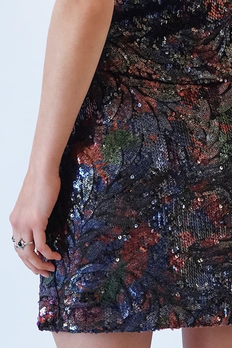 NAVY BLUE SHORT SKIRT WITH MULTICOLOURED SEQUINS 5