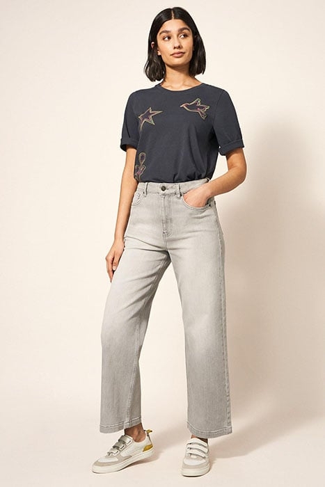 ANNABEL EMBROIDERED TEE GREY MULTI 2