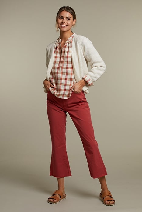 RED CROPPED FLARE PANTS 3