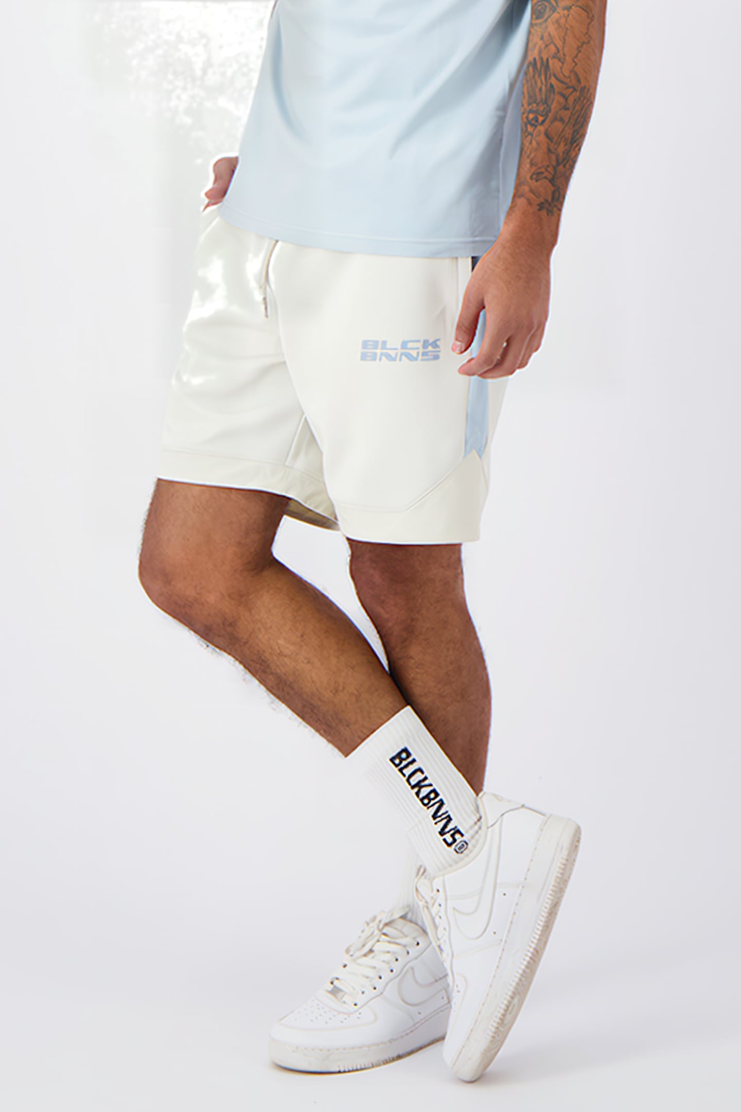 INITIAL SHORTS BEIGE 1