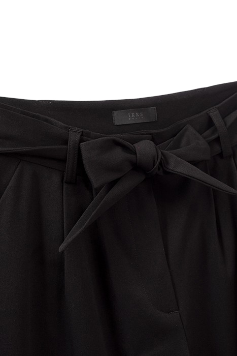 BLACK BELTED HIGH-WAIST WIDE-LEG TROUSERS 5